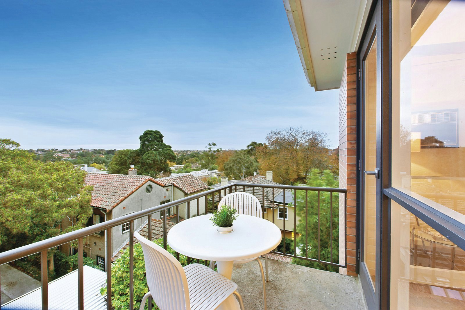 17/4 Glyndebourne Avenue, Toorak, VIC