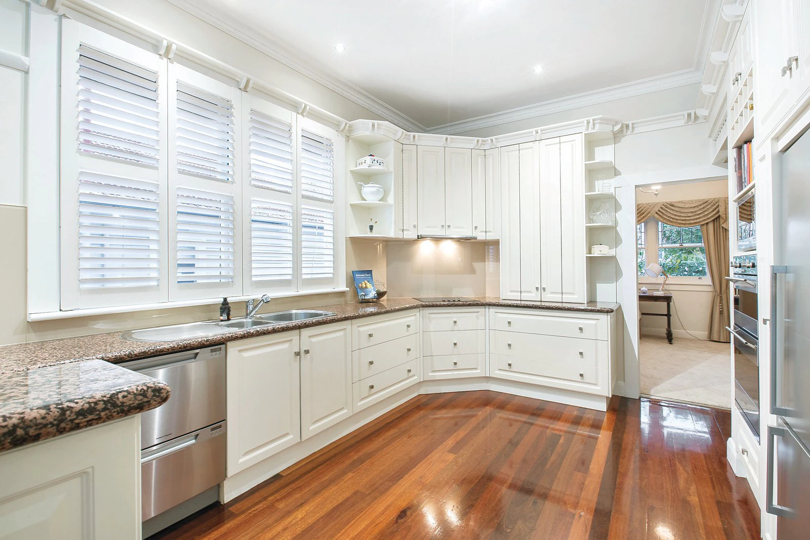 36 Ross Street, Surrey Hills, VIC