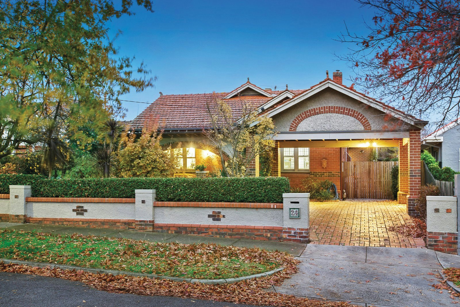 24 Kardinia Road, Glen Iris, VIC