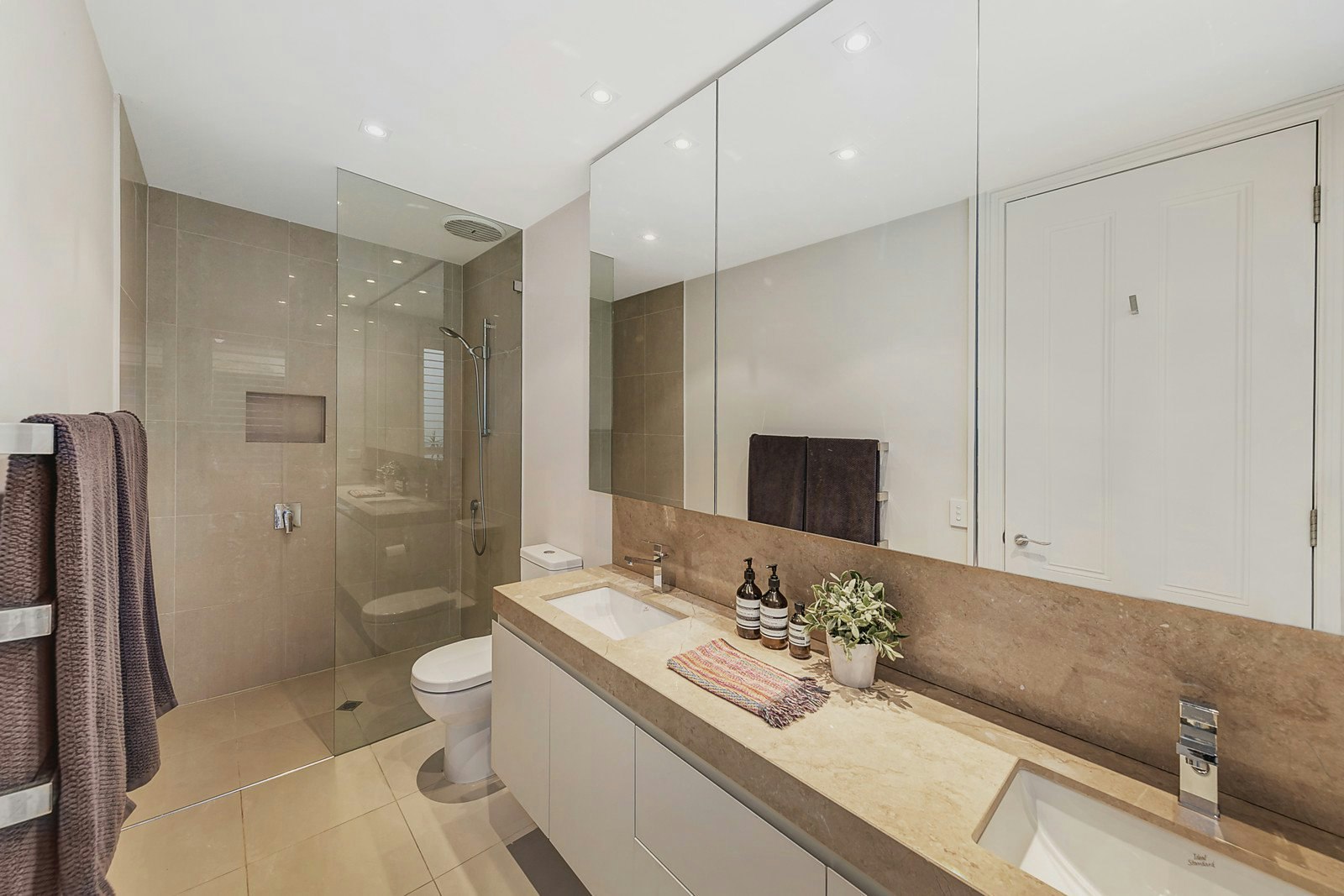 14 Airlie Avenue, Prahran, VIC