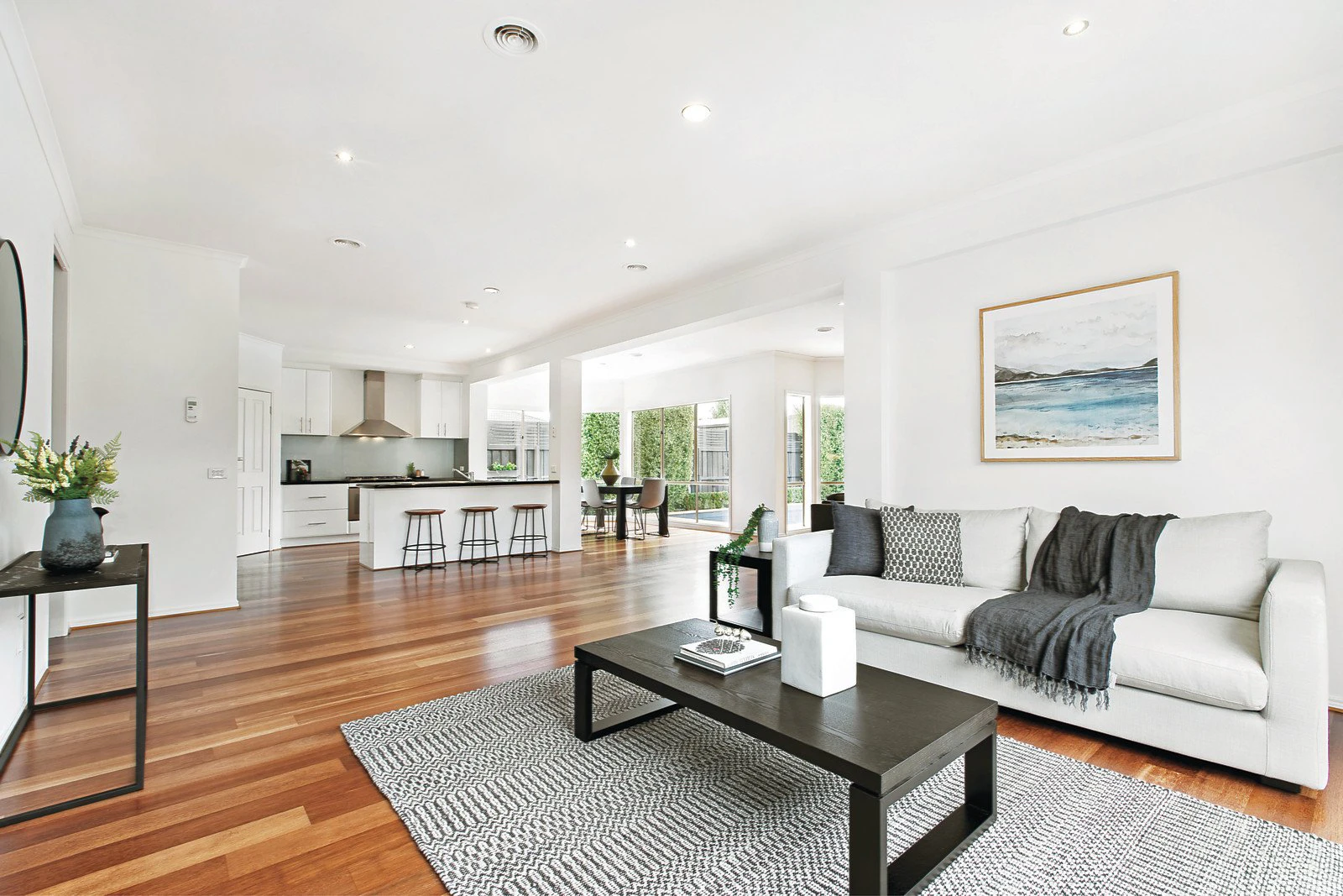 69 Lahona Avenue, Bentleigh East, VIC