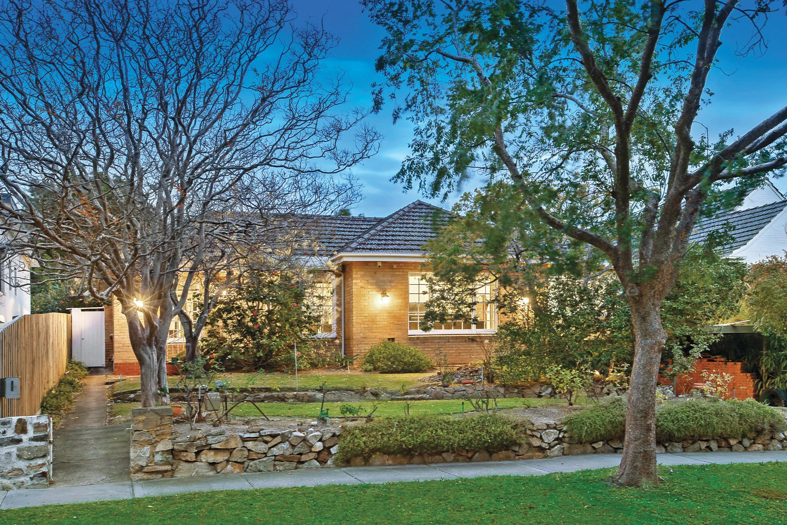 4 Goldthorns Avenue, Kew, VIC