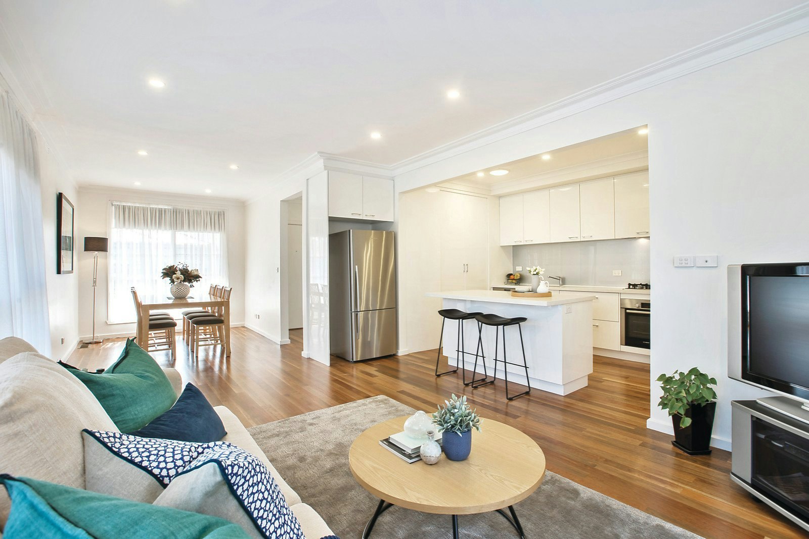 1/240 Highfield Road, Camberwell, VIC