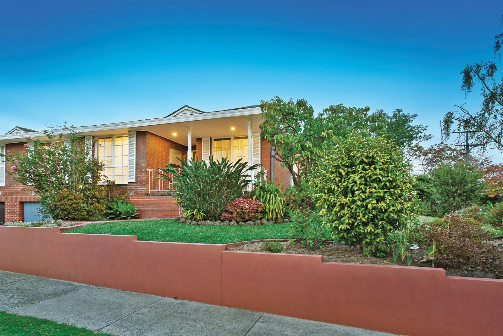 1/240 Highfield Road, Camberwell, VIC