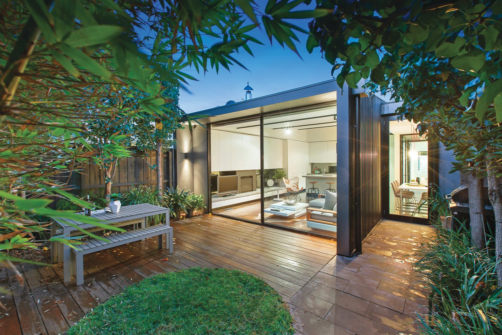 10 Violet Grove, Hawthorn, VIC