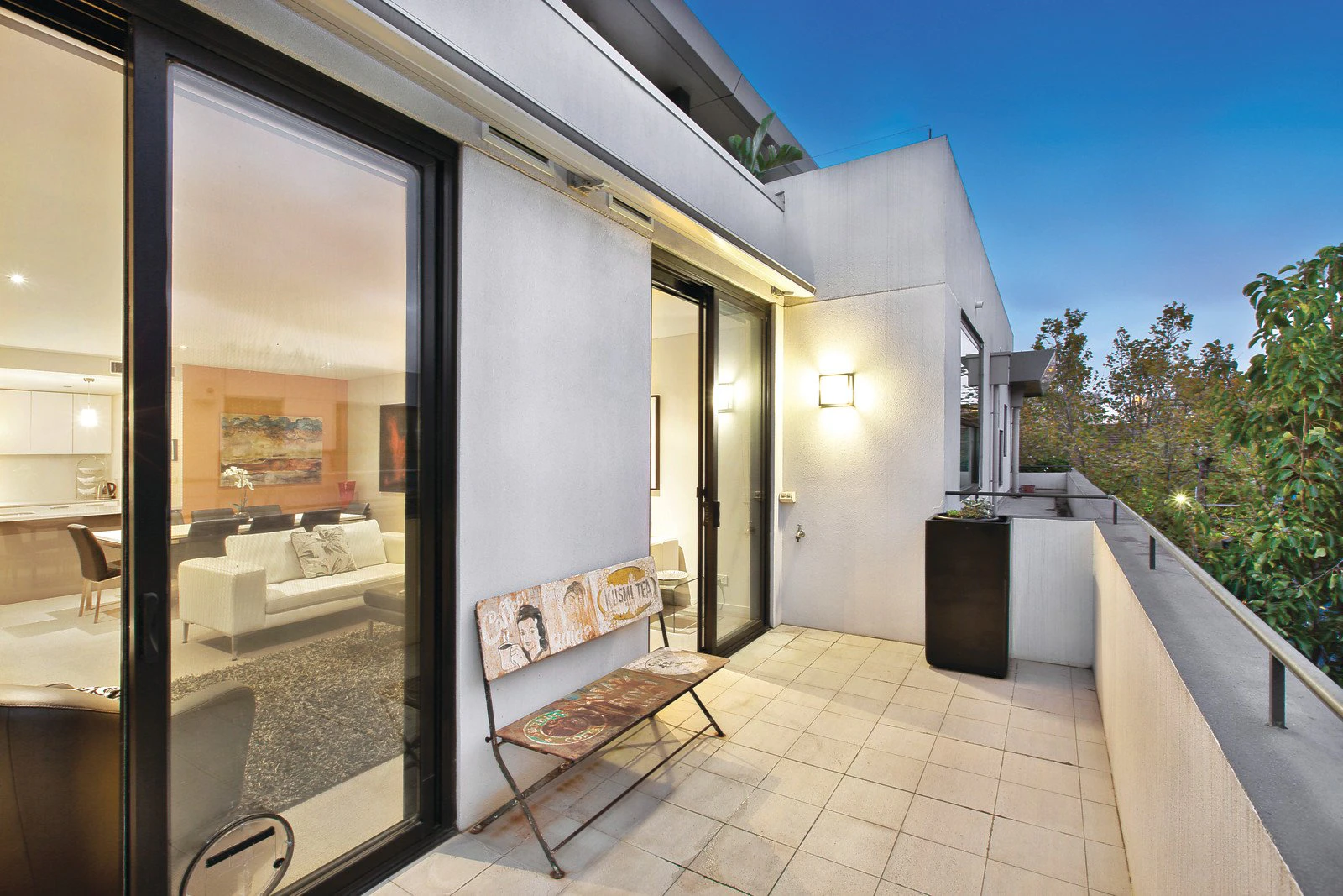 202/4 Cromwell Road, South Yarra, VIC