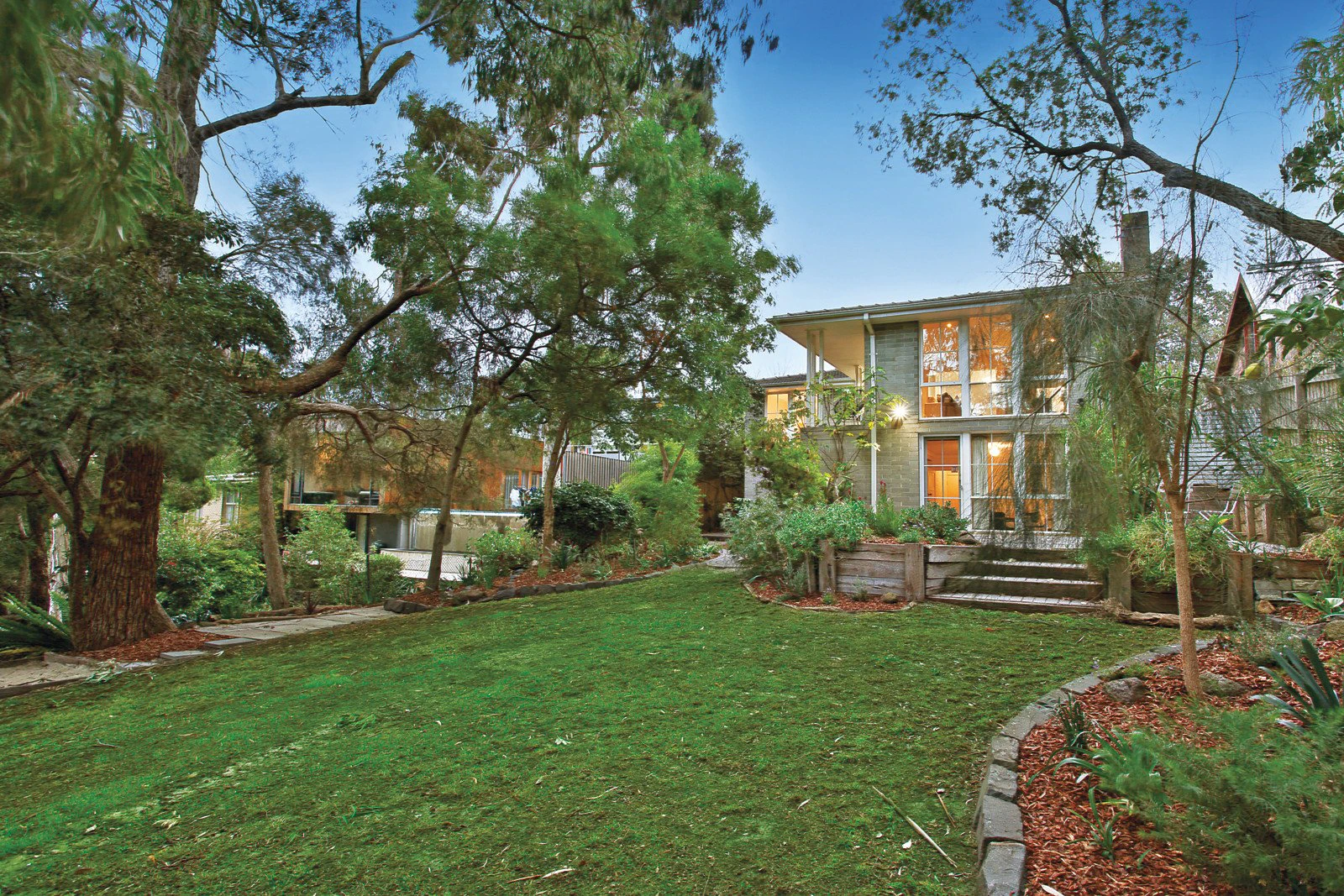 32 Park Road, Mount Waverley, VIC