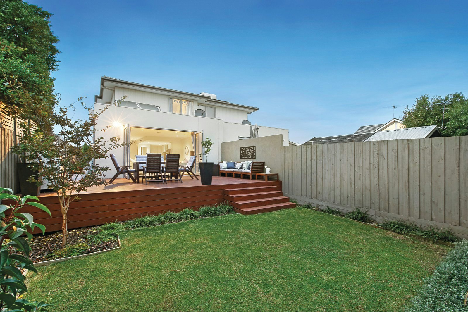 9b Small Road, Bentleigh, VIC