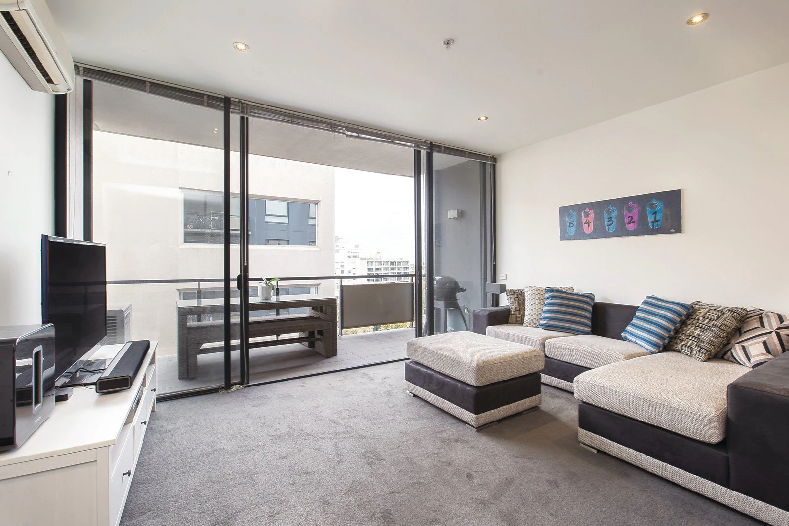 1201/610 St Kilda Road, Melbourne, VIC