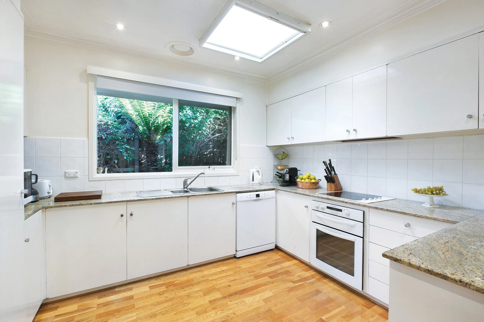 25 Belgrove Avenue, Balwyn, VIC