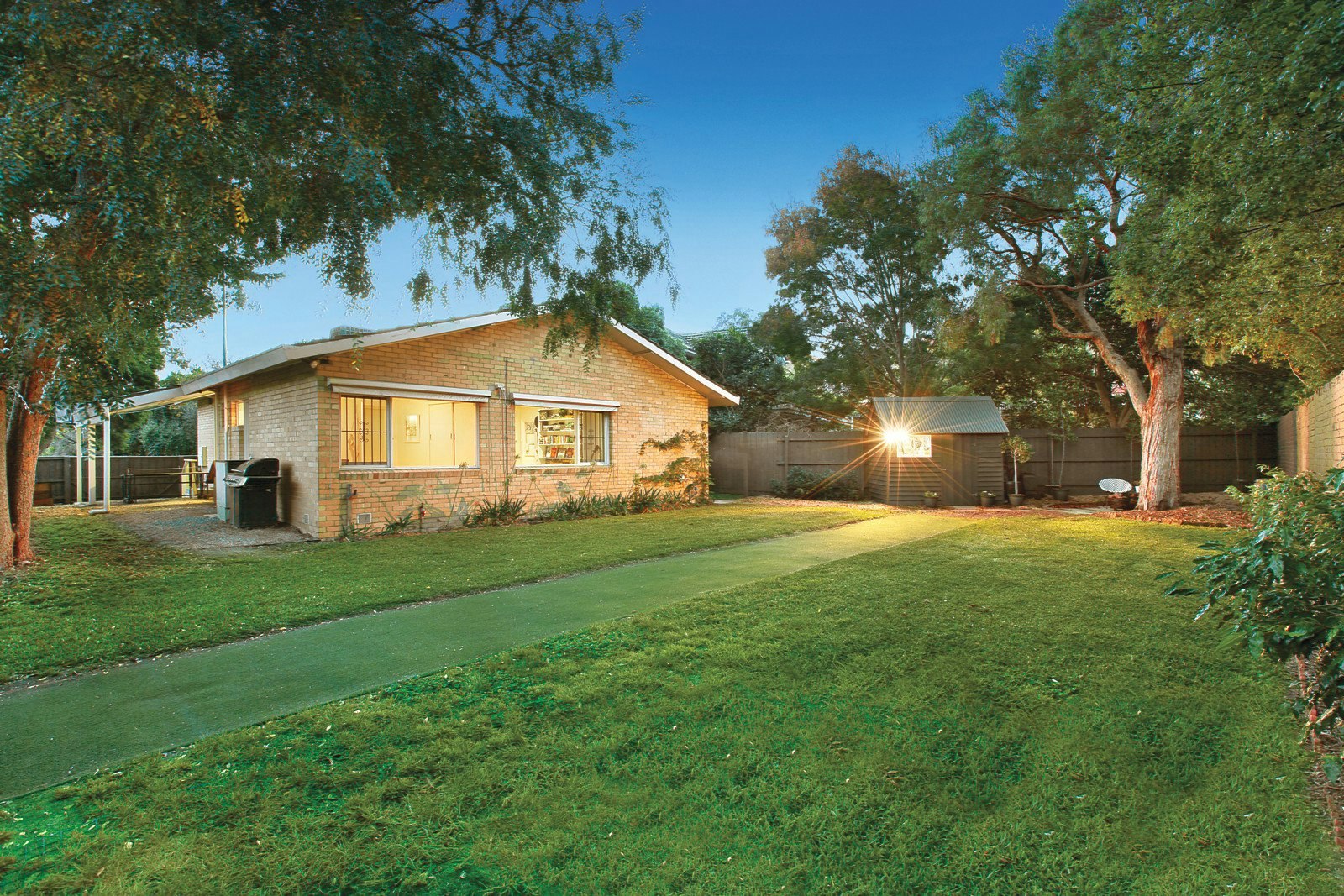 15 Wiringa Avenue, Camberwell, VIC