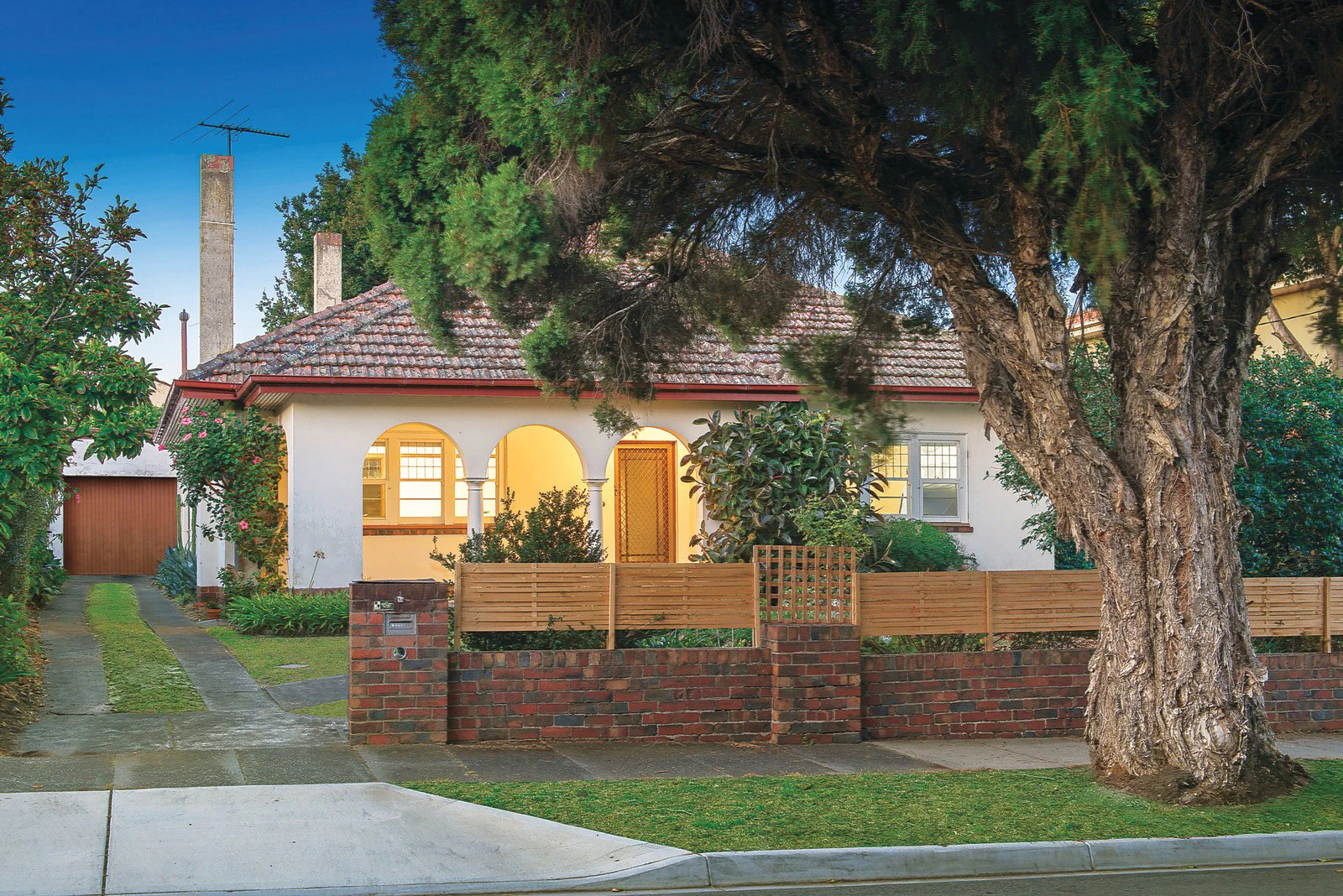 51 Fitzgibbon Crescent, Caulfield North, VIC
