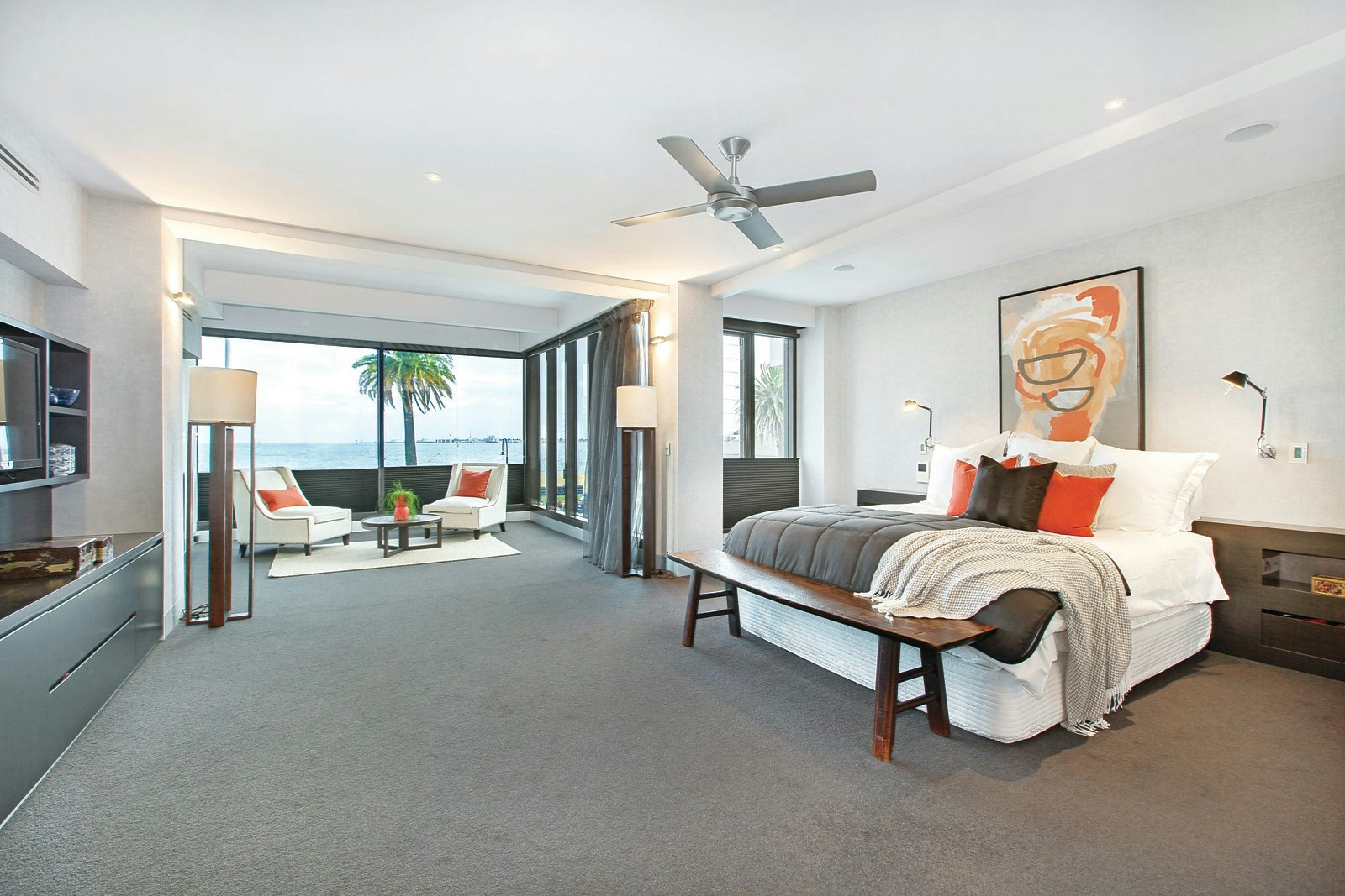 25 Beach Street, Port Melbourne, VIC