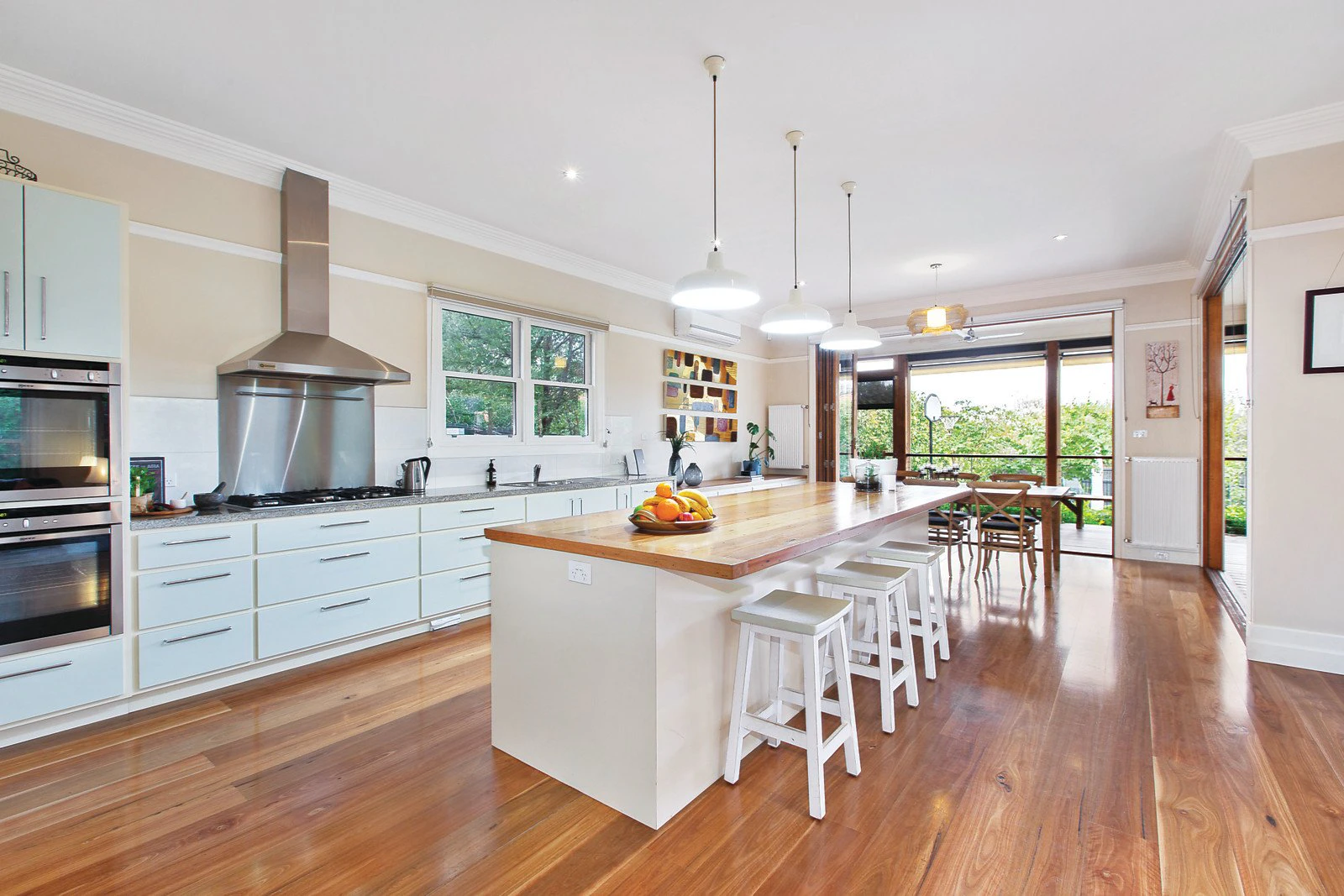 10 High Road, Camberwell, VIC