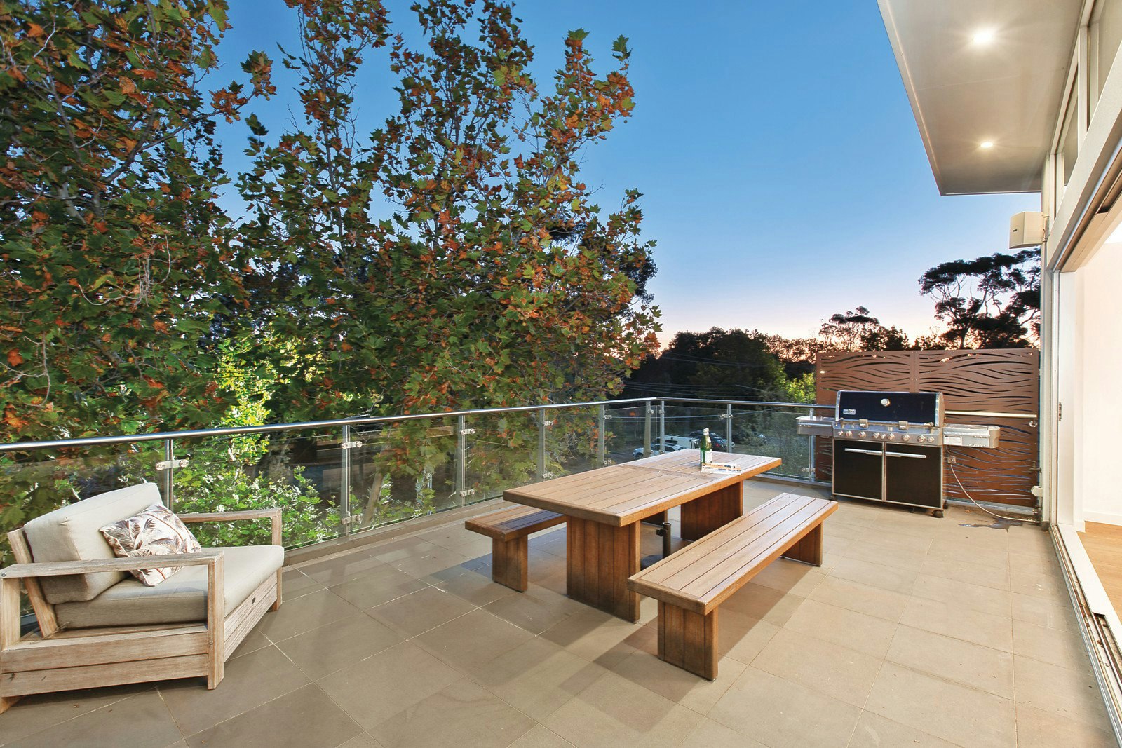 Penthouse, 22 Wave Street, Elwood, VIC