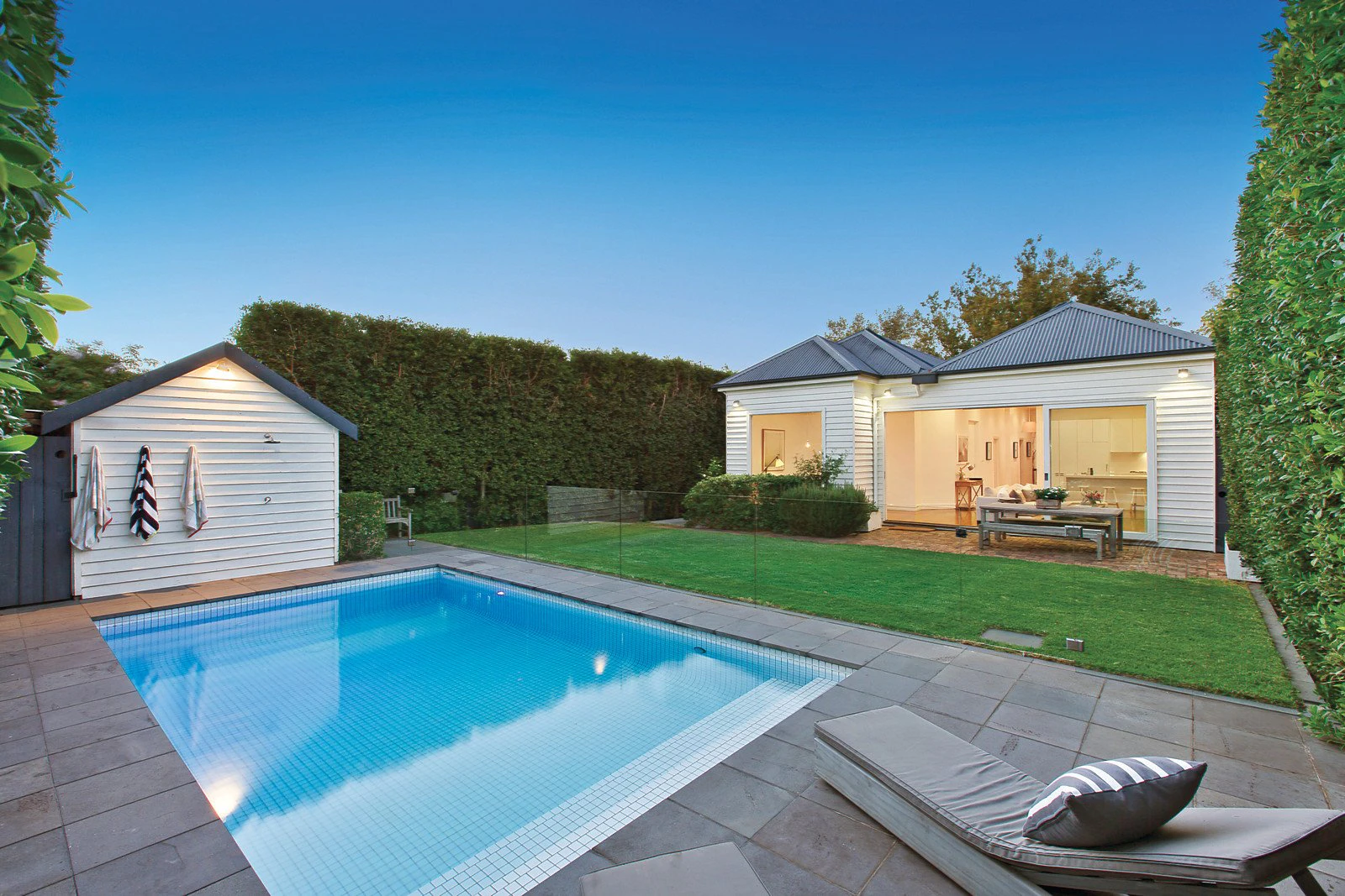 2 White Street, Glen Iris, VIC