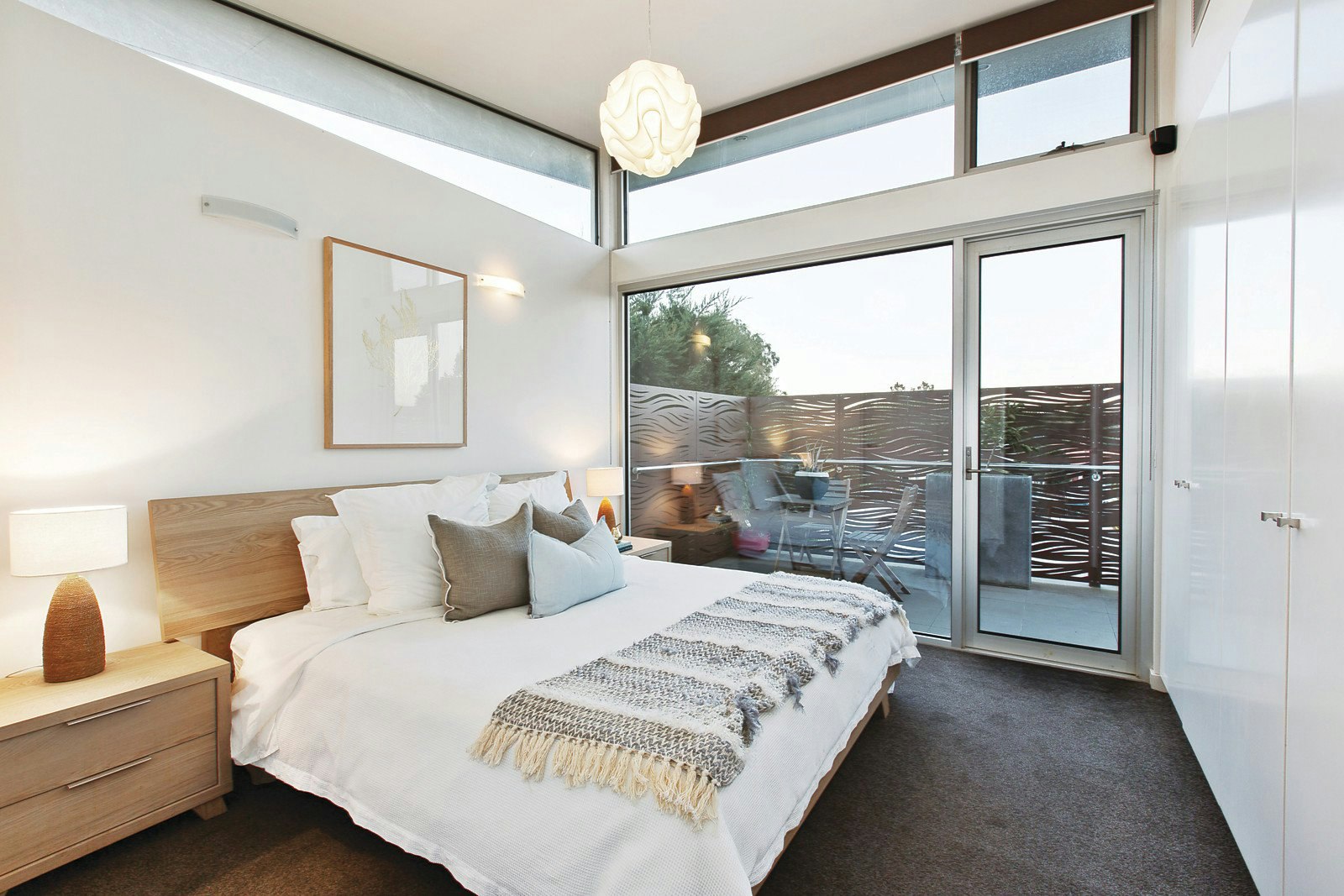 Penthouse, 22 Wave Street, Elwood, VIC