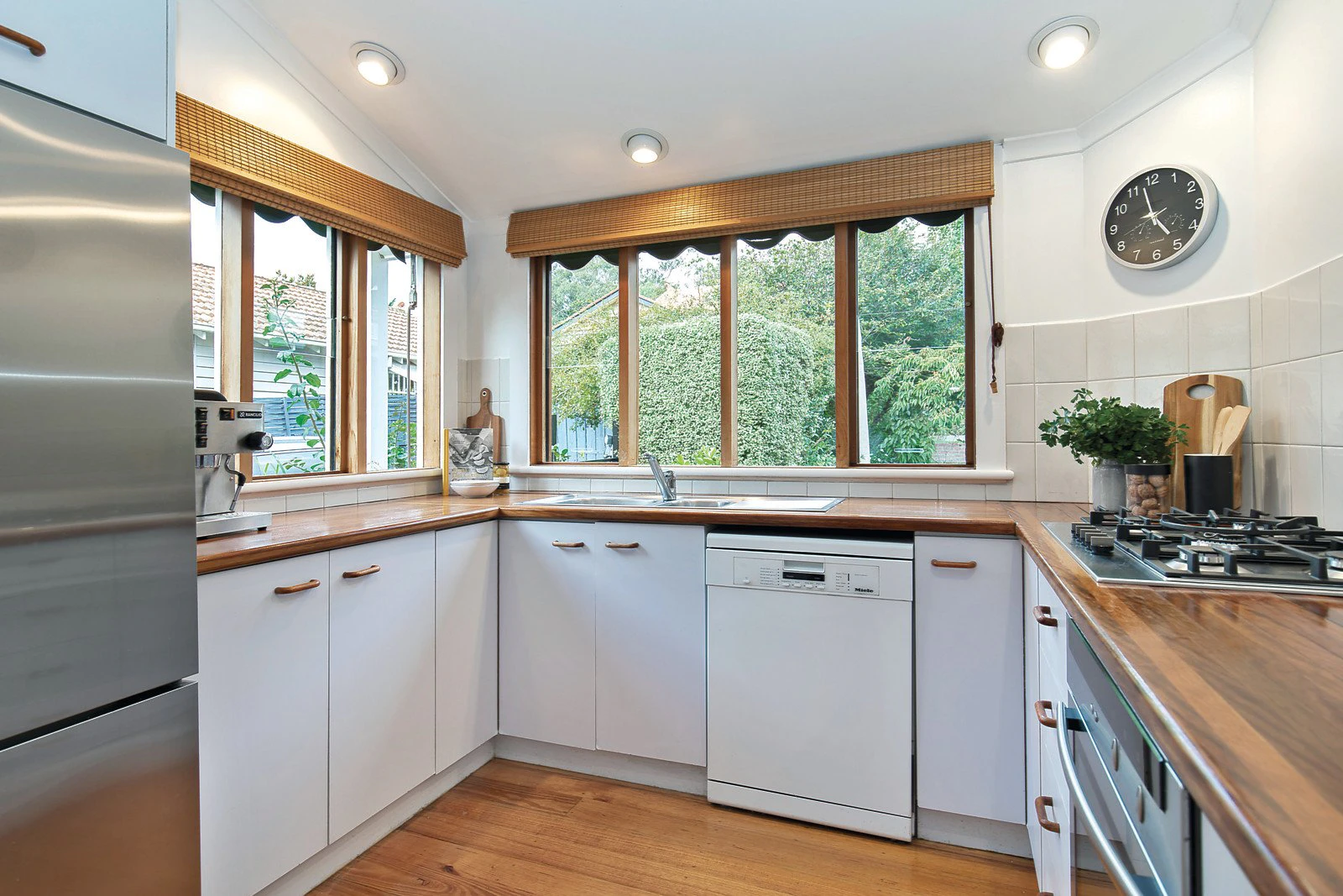 21 Union Road, Surrey Hills, VIC