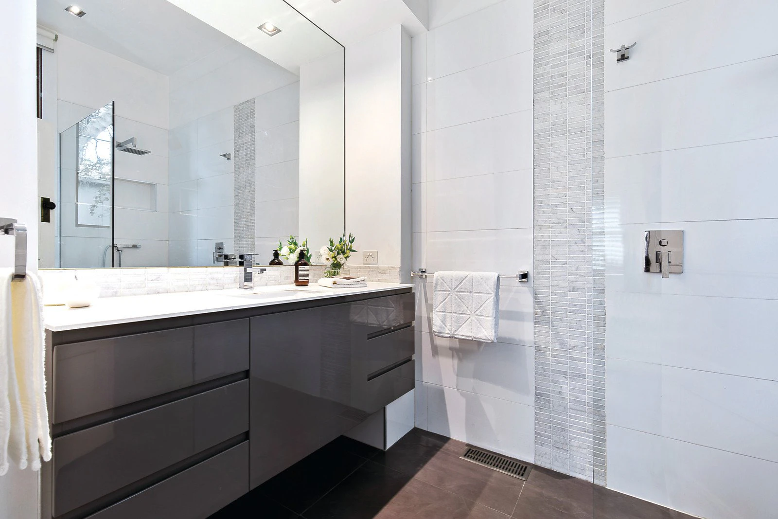 21 Union Road, Surrey Hills, VIC