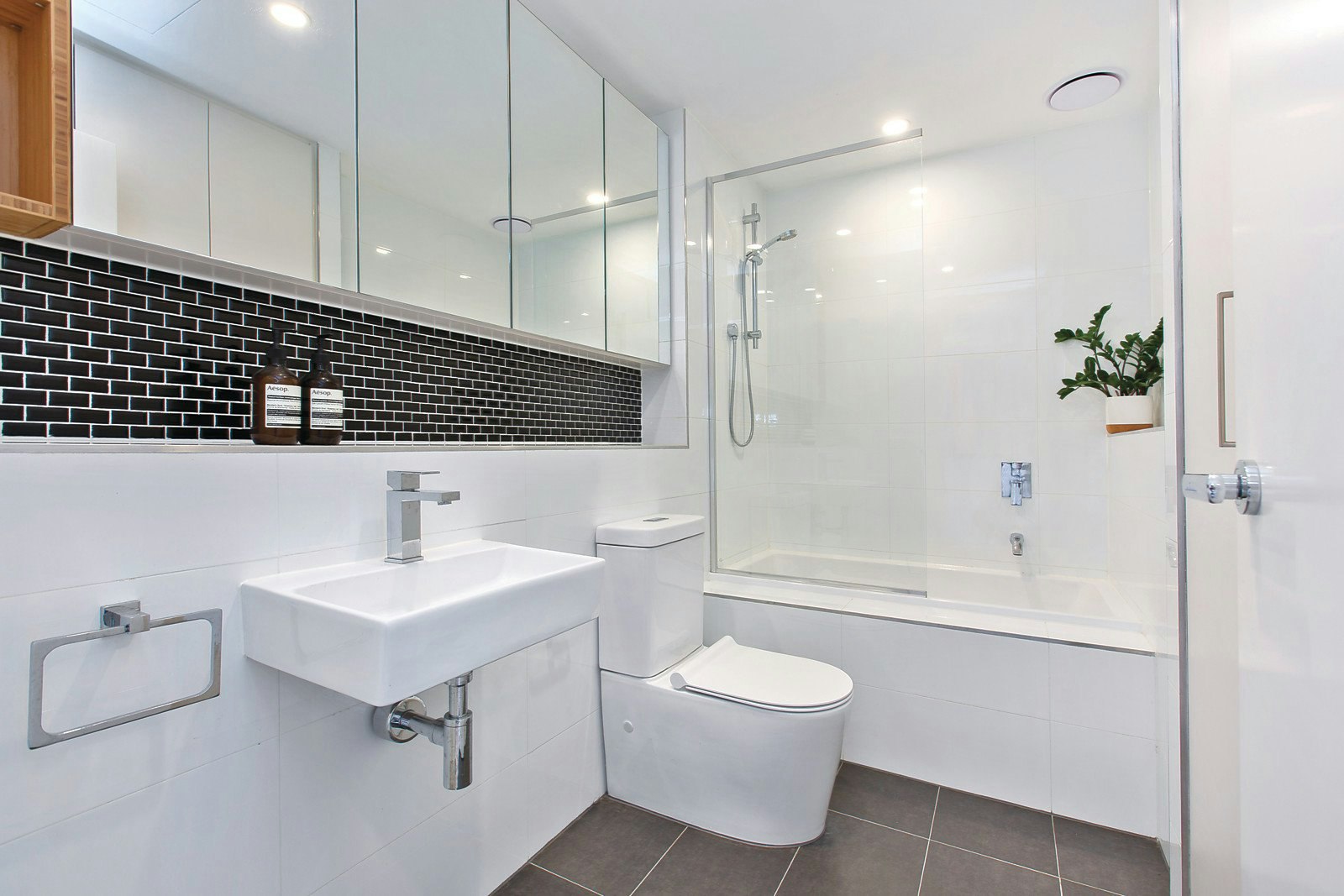 304/144 Hawthorn Road, Caulfield North, VIC