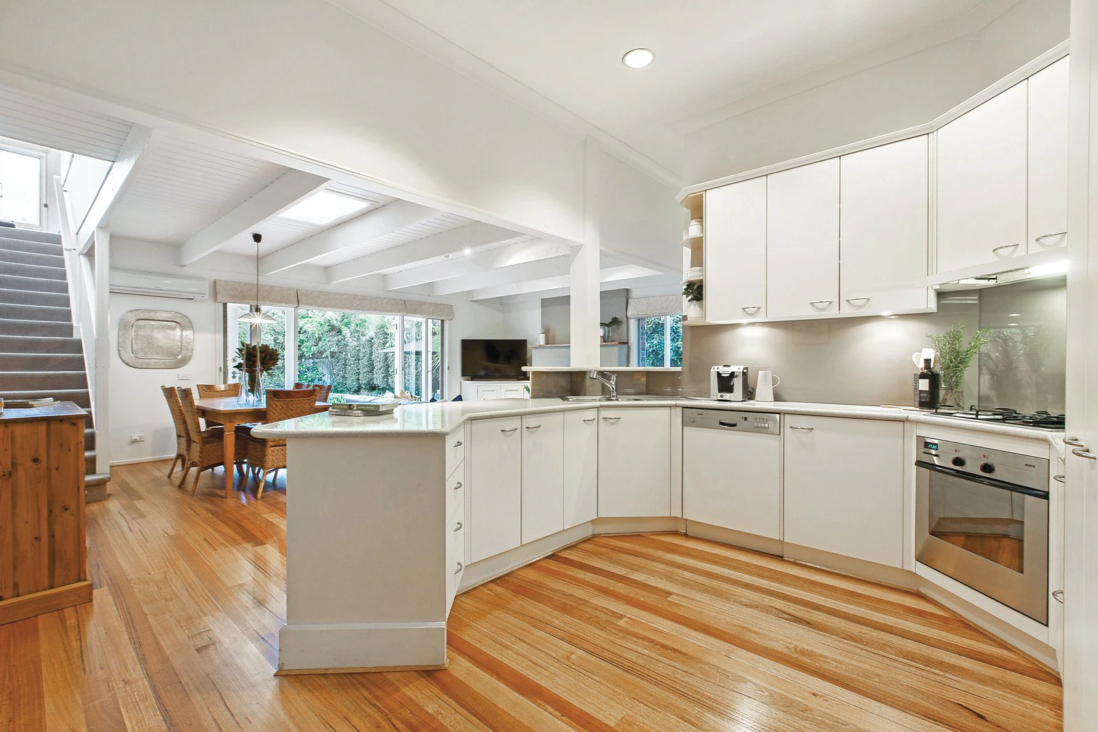 17 Hazeldine Road, Glen Iris, VIC