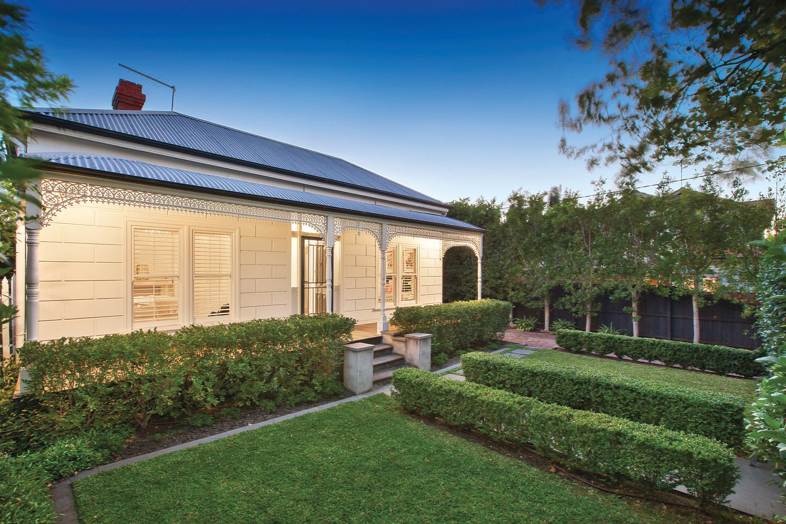 2 White Street, Glen Iris, VIC