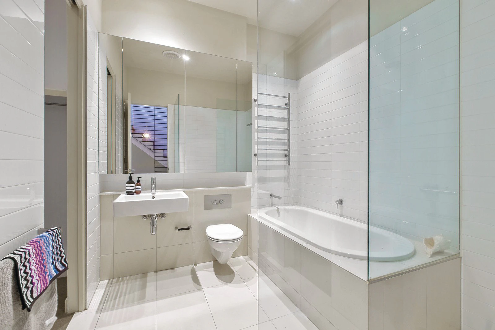4/10 Waltham Place, Richmond, VIC