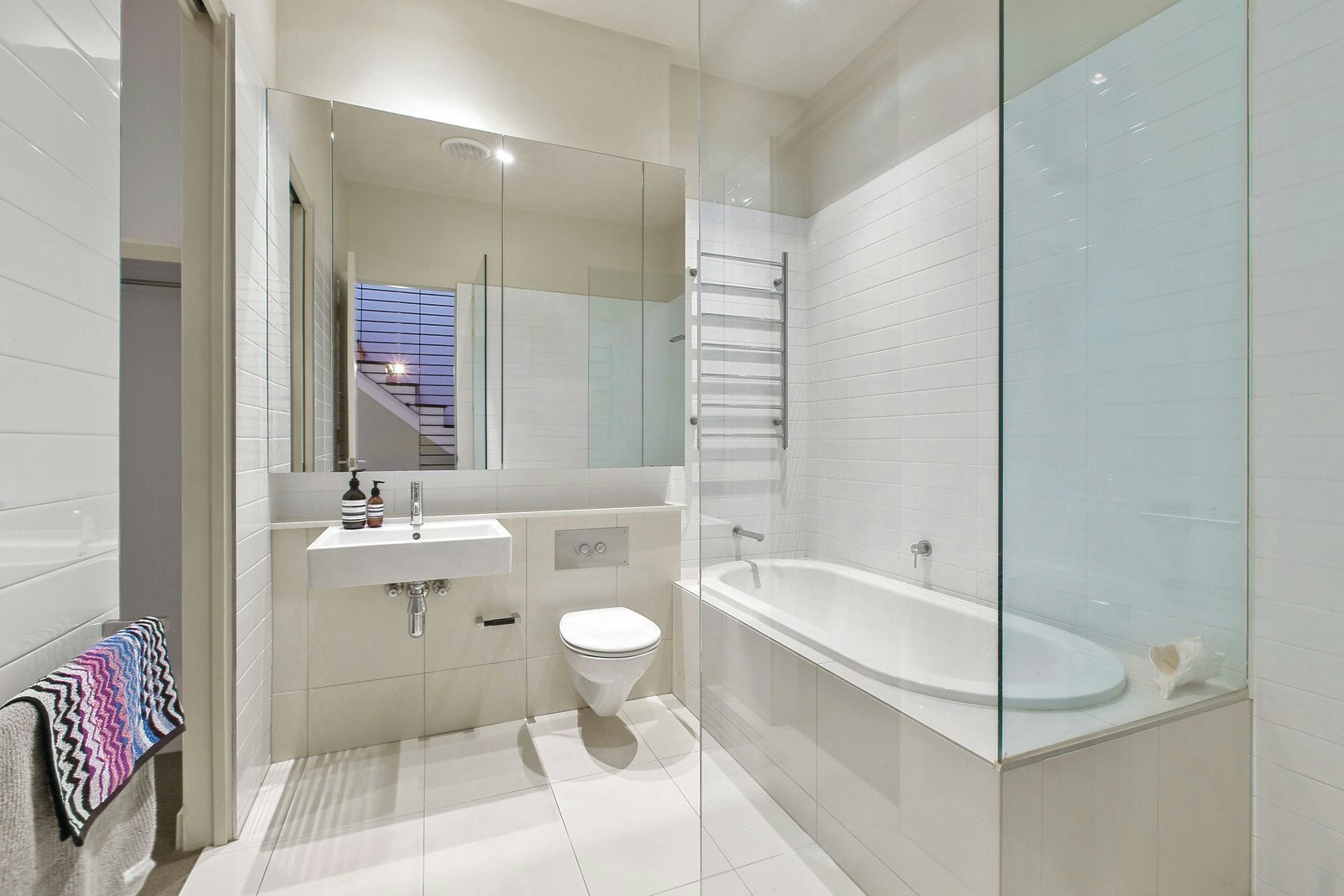 4/10 Waltham Place, Richmond, VIC