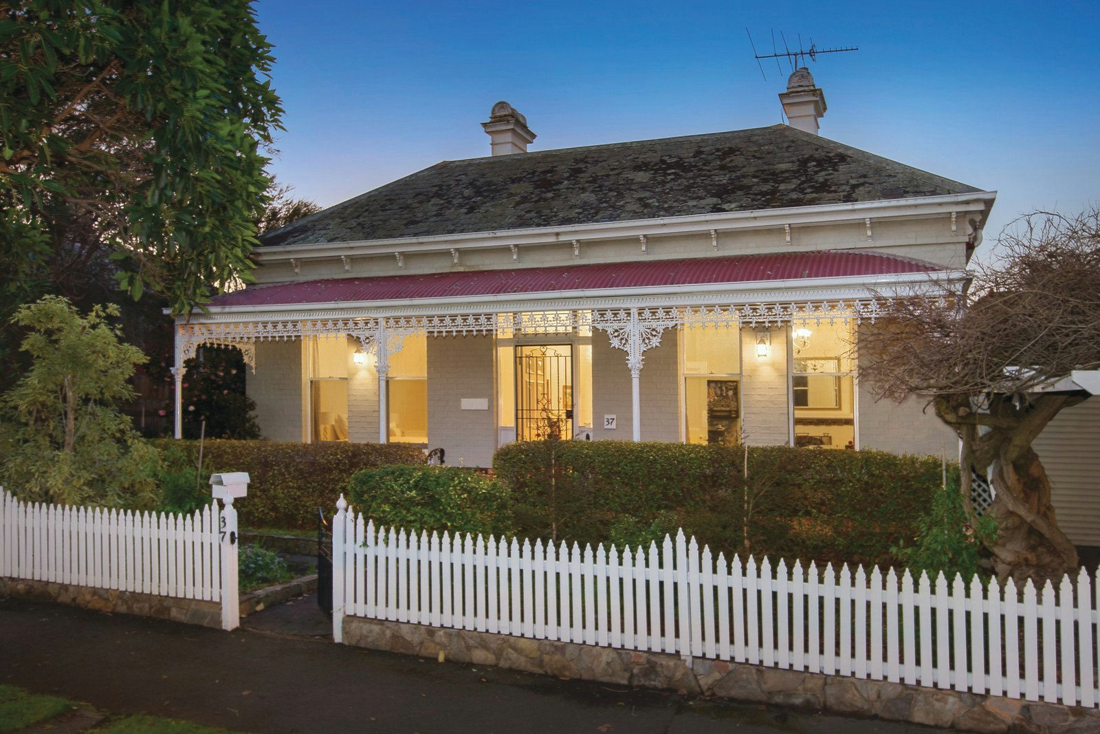 37 Claremont Avenue, Malvern, VIC