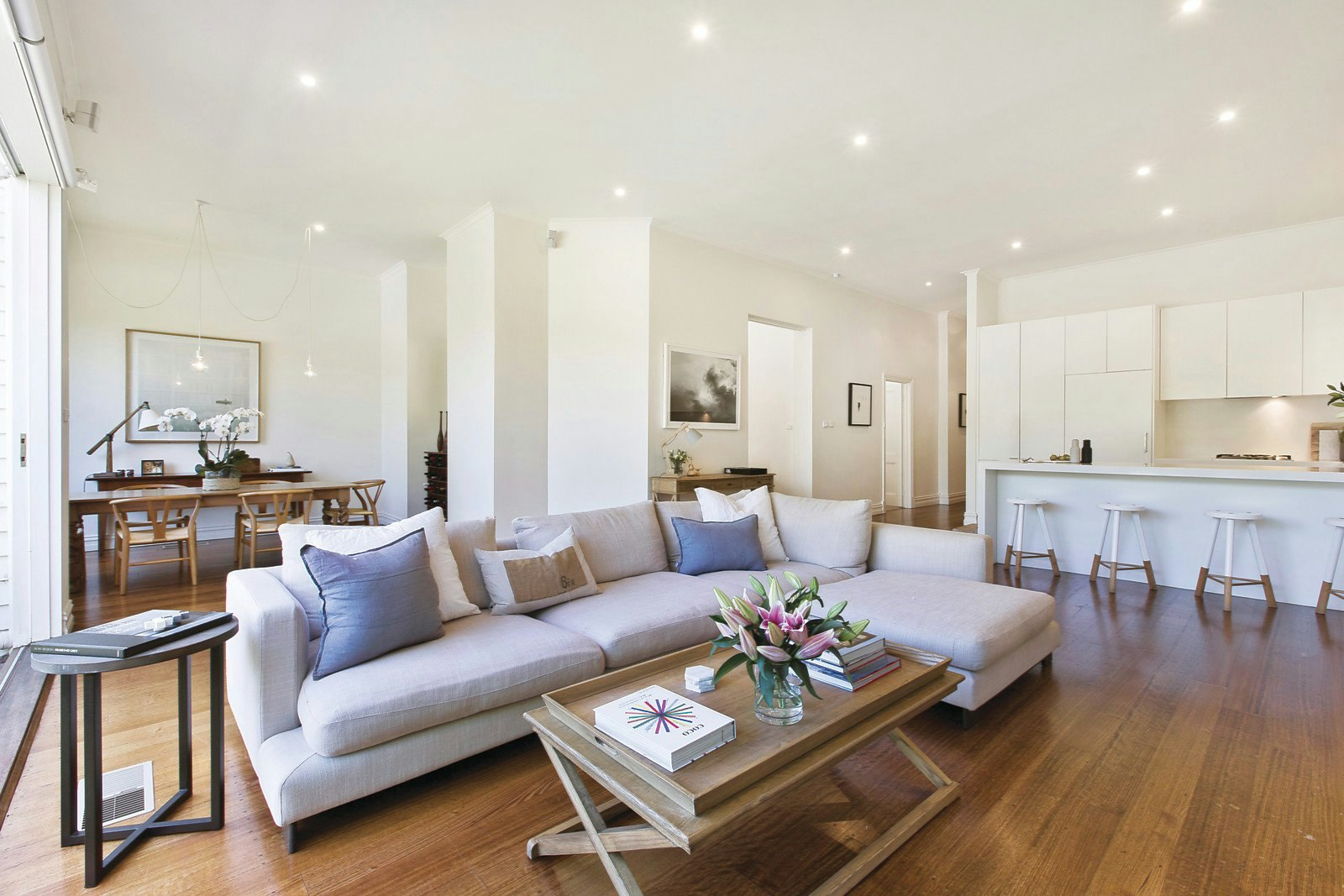 2 White Street, Glen Iris, VIC