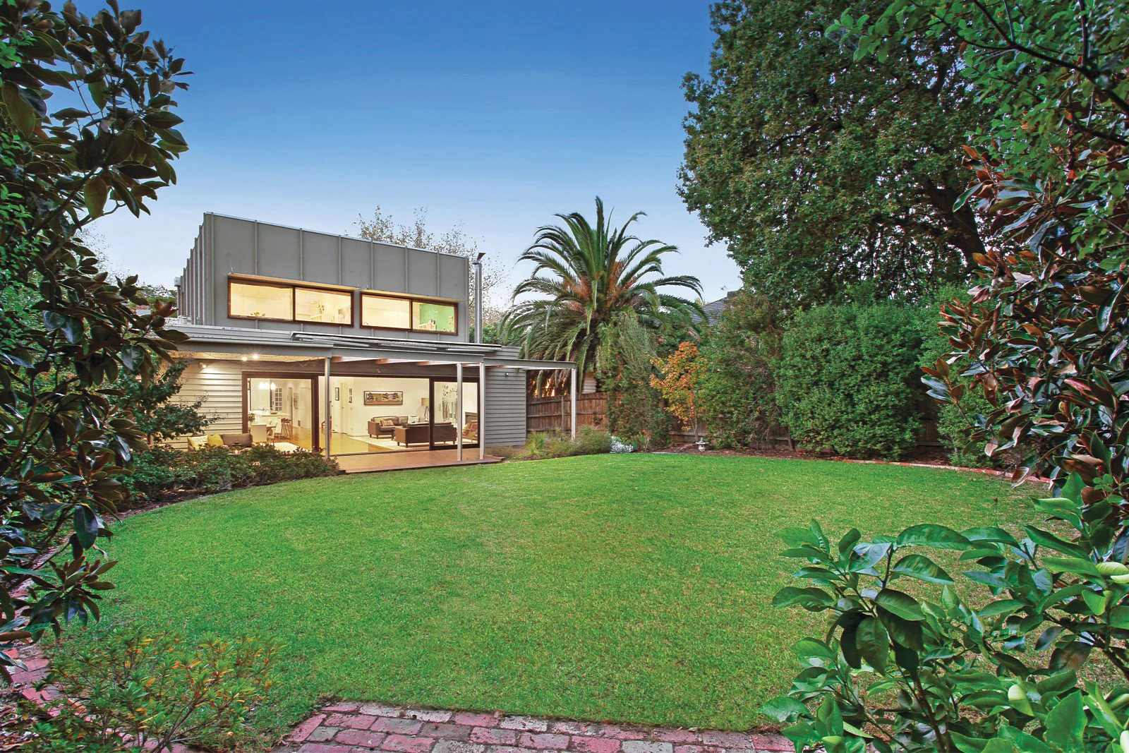 8 Francis Crescent, Glen Iris, VIC