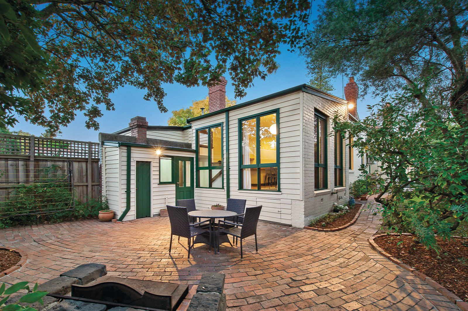 1 Berwick Street, Camberwell, VIC