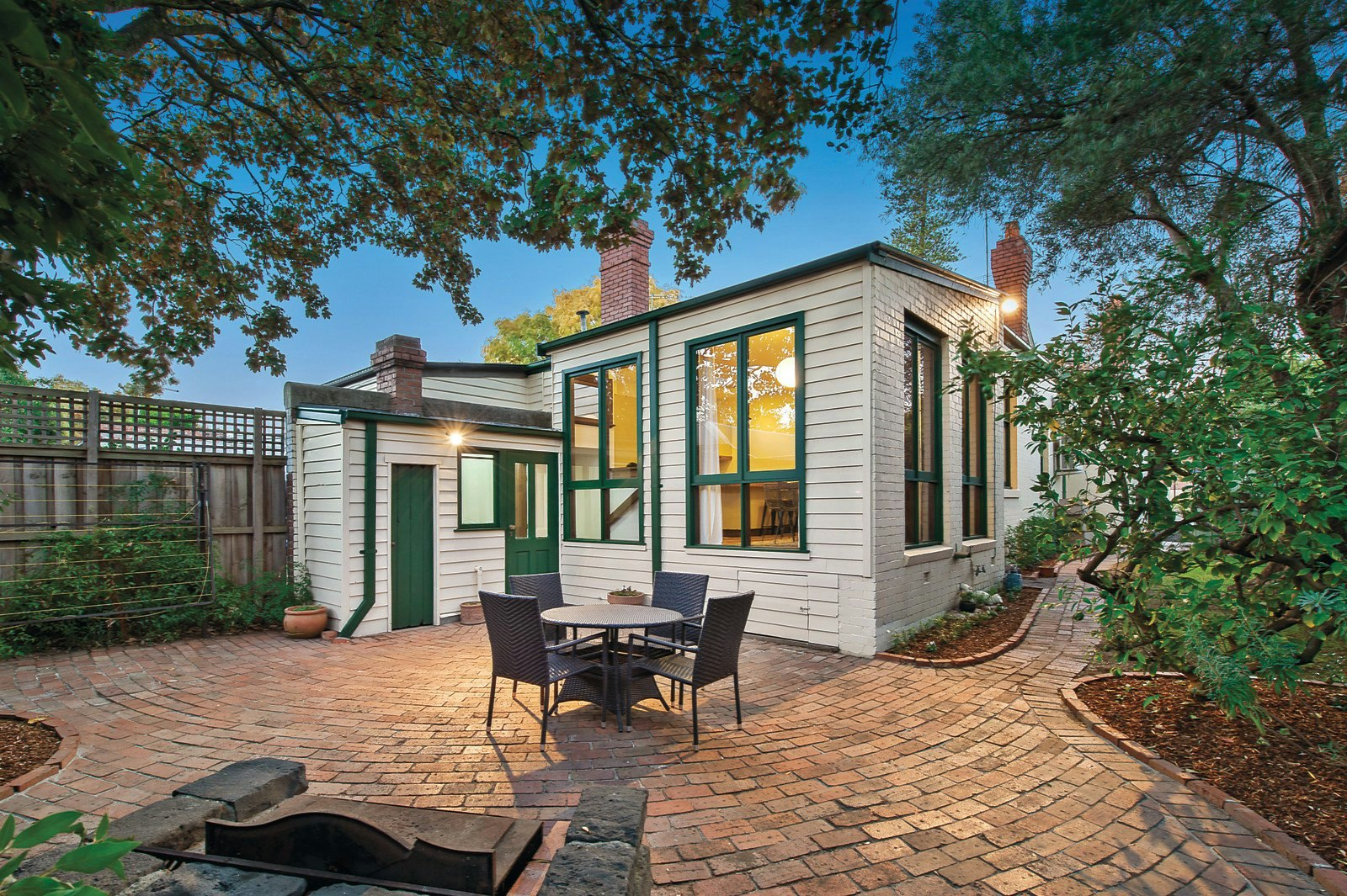 1 Berwick Street, Camberwell, VIC