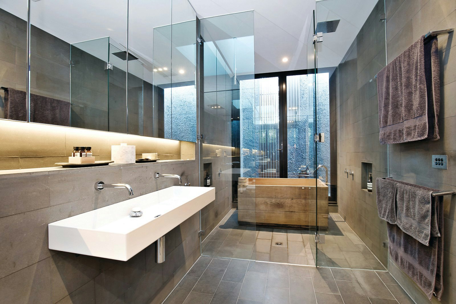 19a Valentine Grove, Armadale, VIC