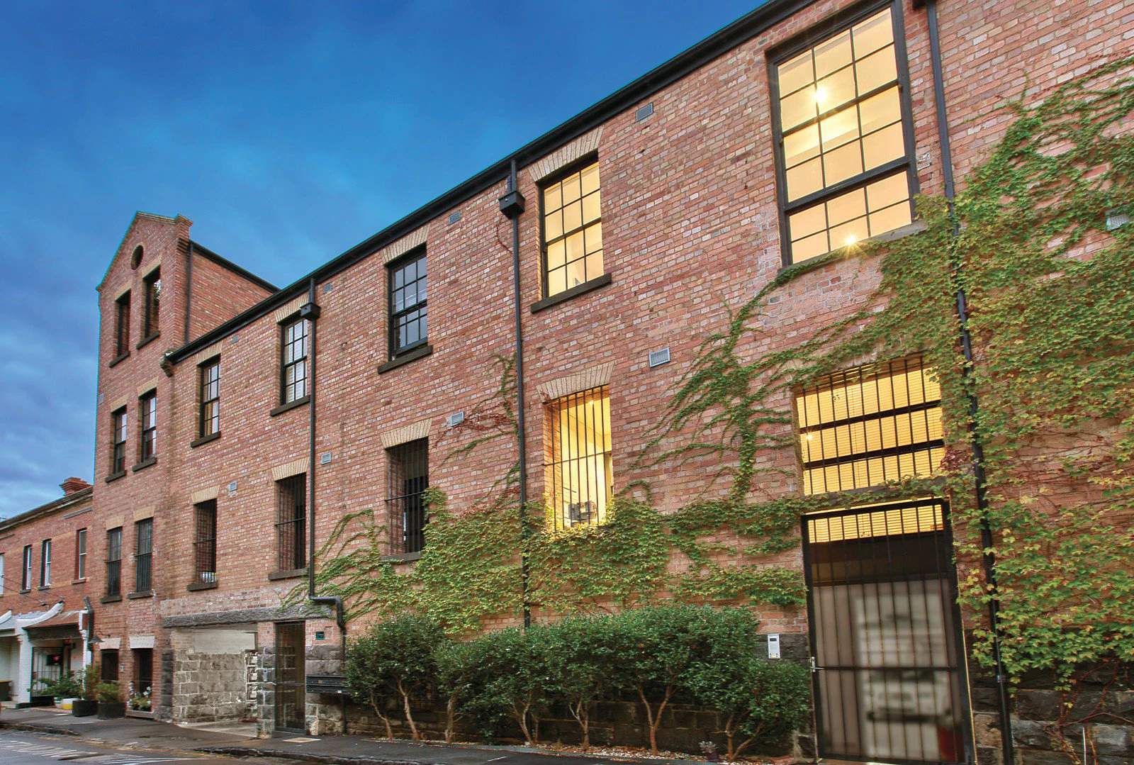 4/10 Waltham Place, Richmond, VIC