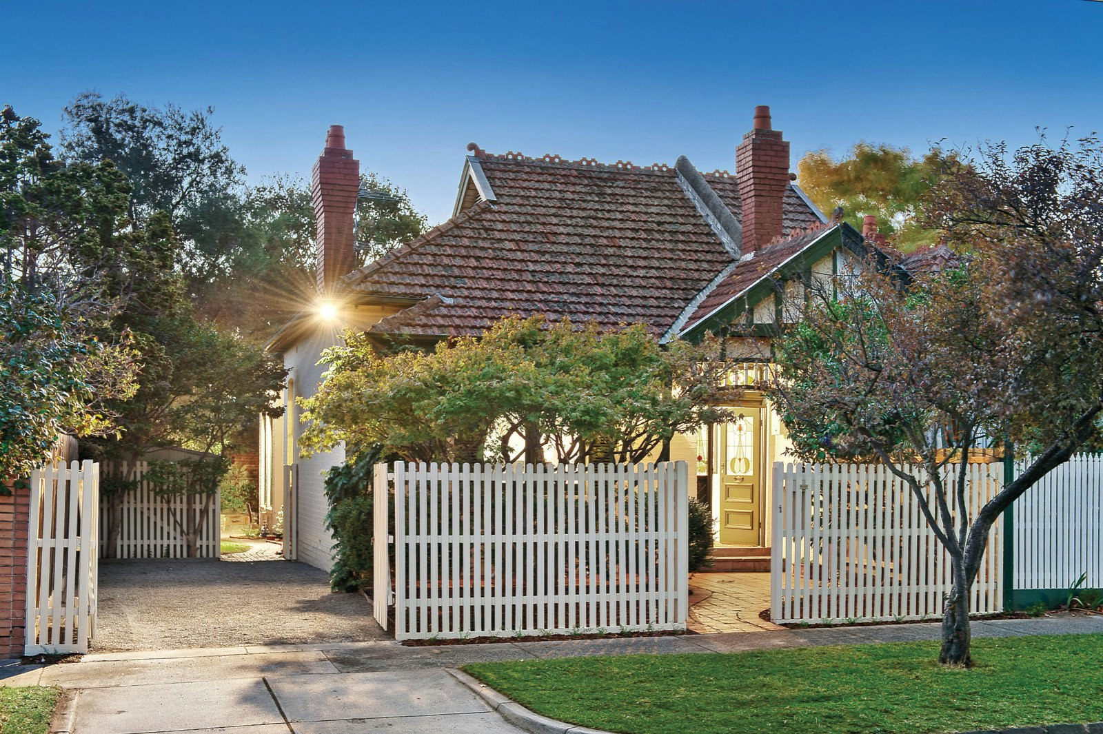 1 Berwick Street, Camberwell, VIC