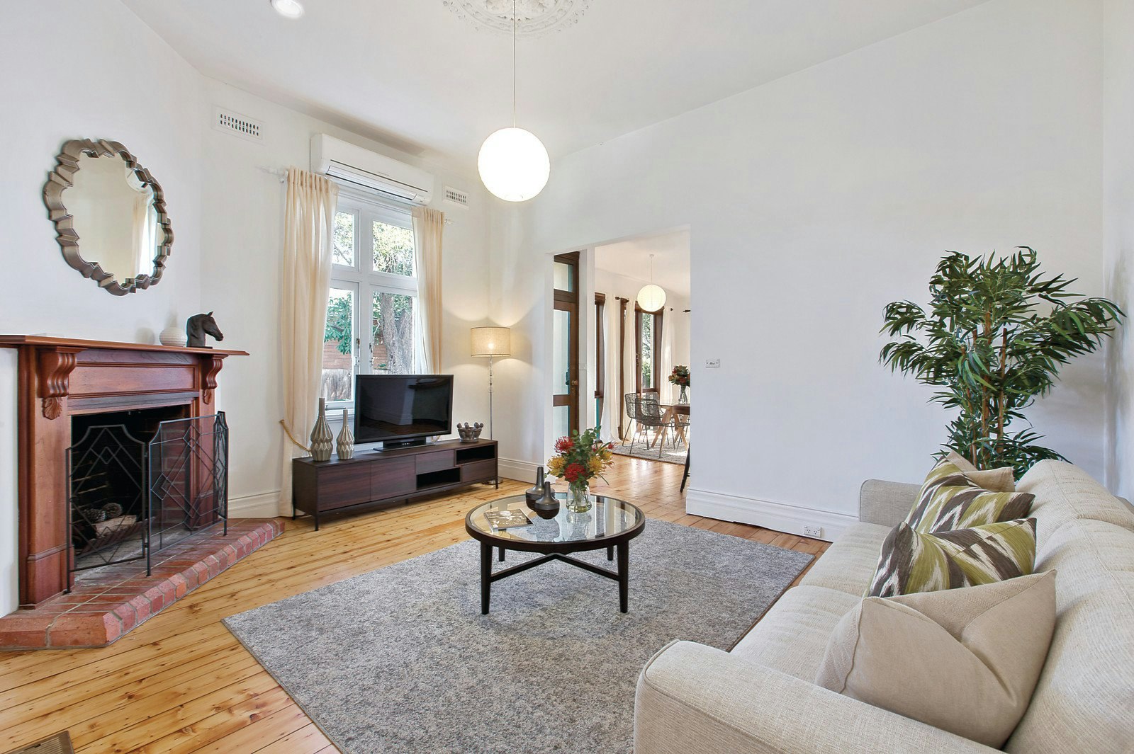 1 Berwick Street, Camberwell, VIC