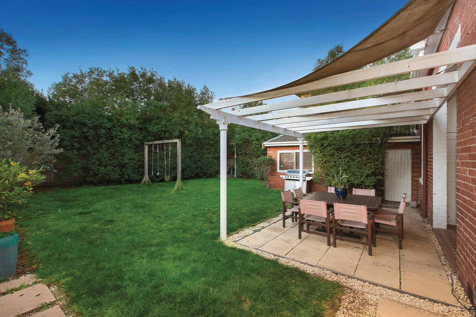 37 Claremont Avenue, Malvern, VIC