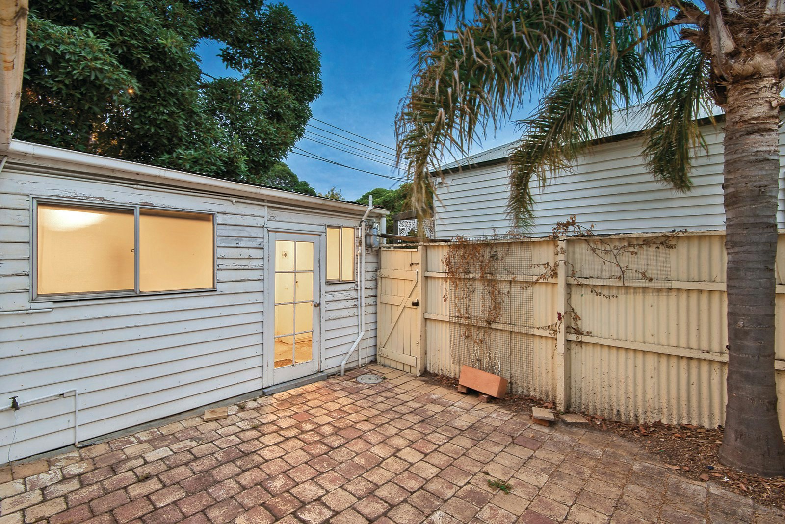 13 Mountain Street, South Melbourne, VIC