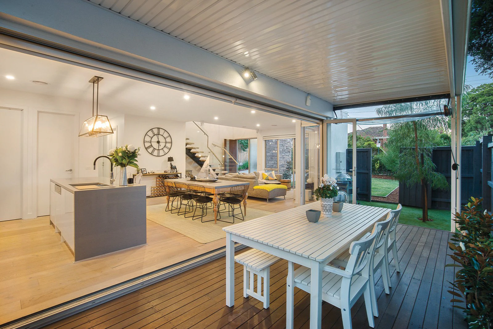 32 Loudon Road, Burwood, VIC