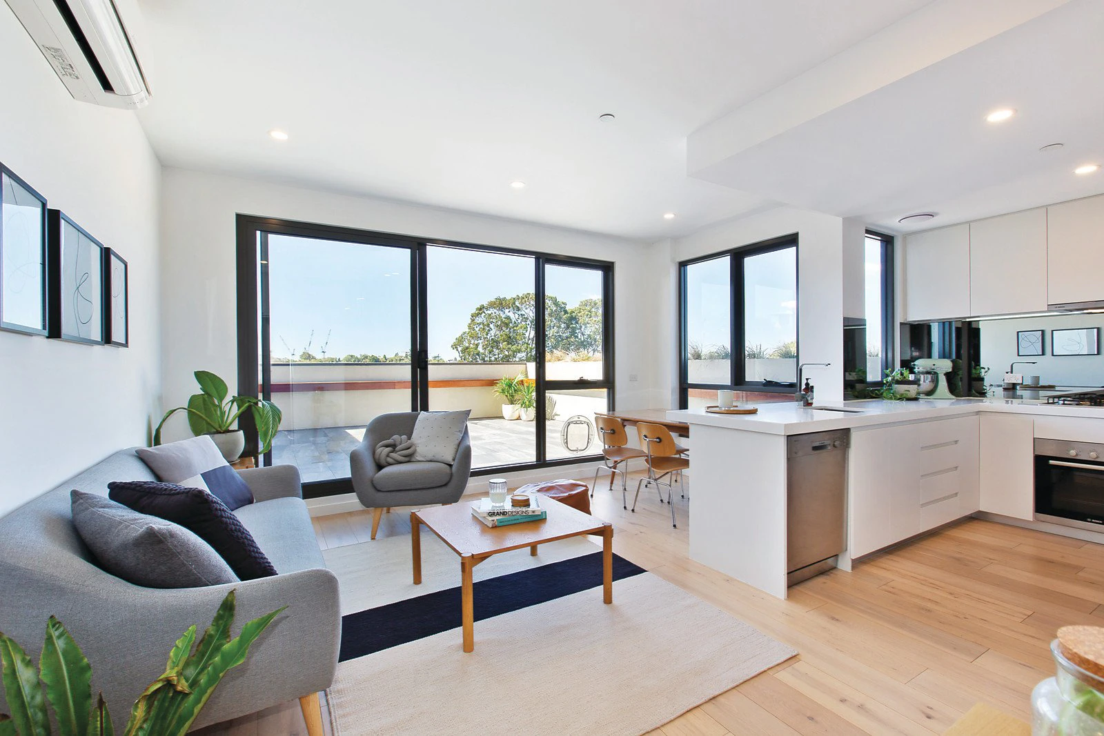 304/144 Hawthorn Road, Caulfield North, VIC