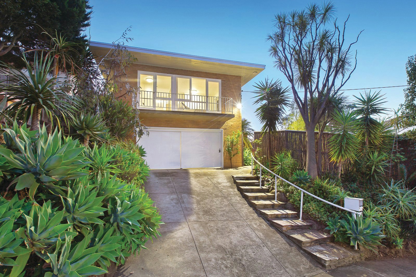 13 Dunlop Avenue, Kew, VIC