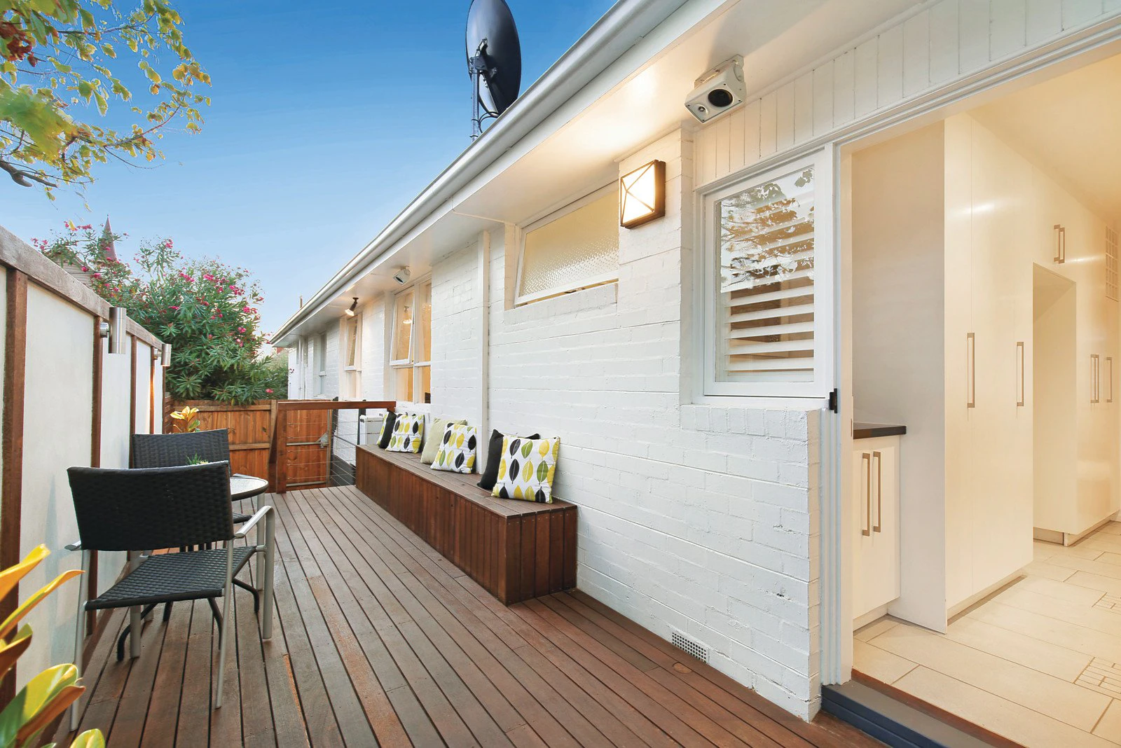 2/1 Gascoyne Street, Canterbury, VIC