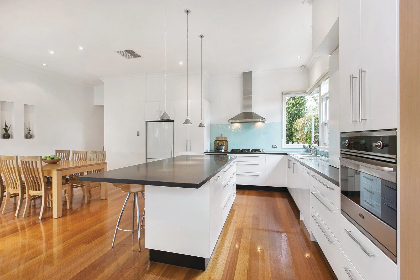14 Kalang Road, Camberwell, VIC