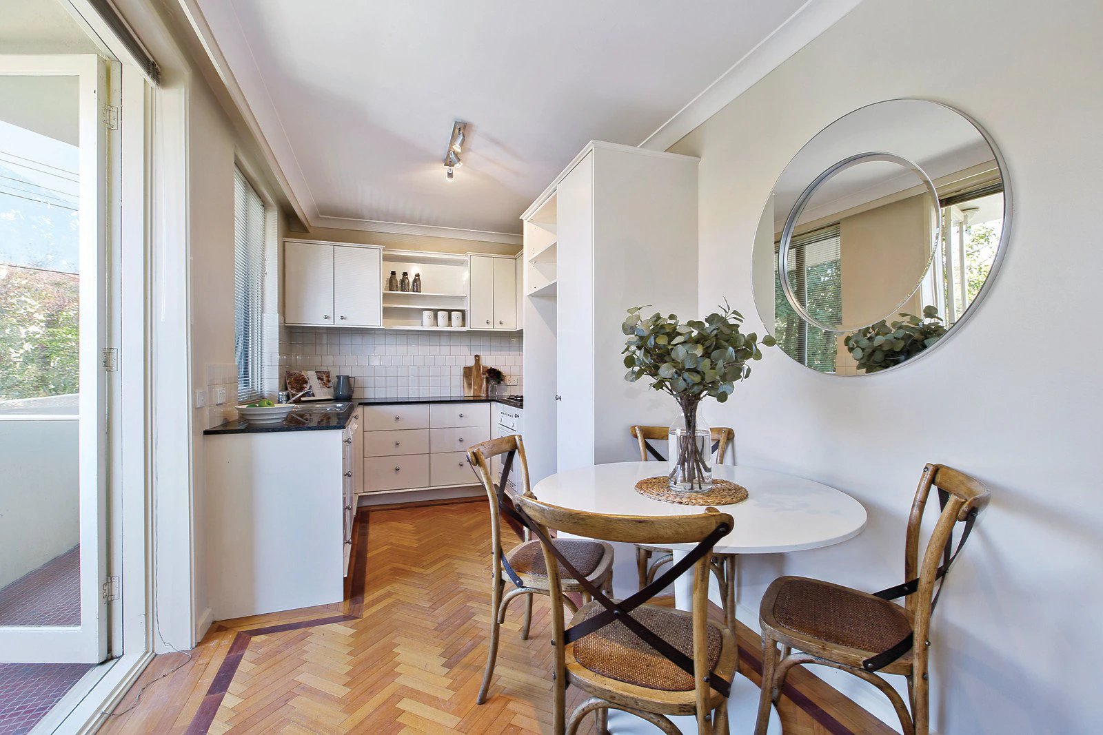 3/99 Brougham Street, Kew, Vic