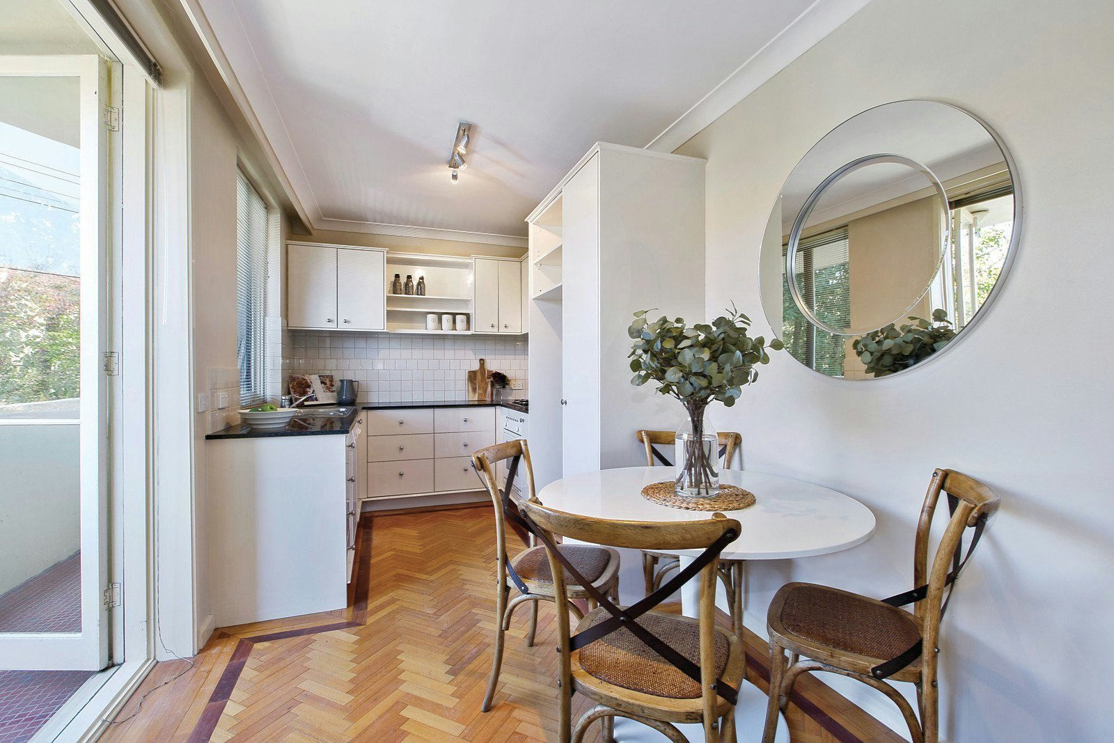 3/99 Brougham Street, Kew, Vic