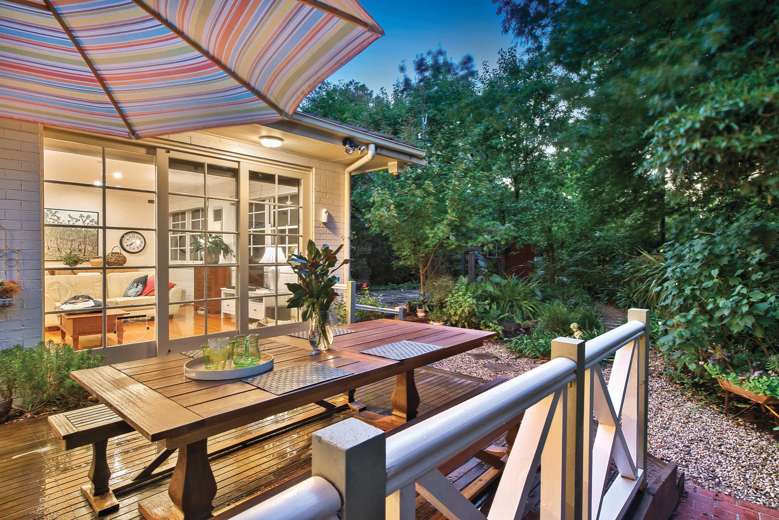 17 Ferncroft Avenue, Malvern East, VIC