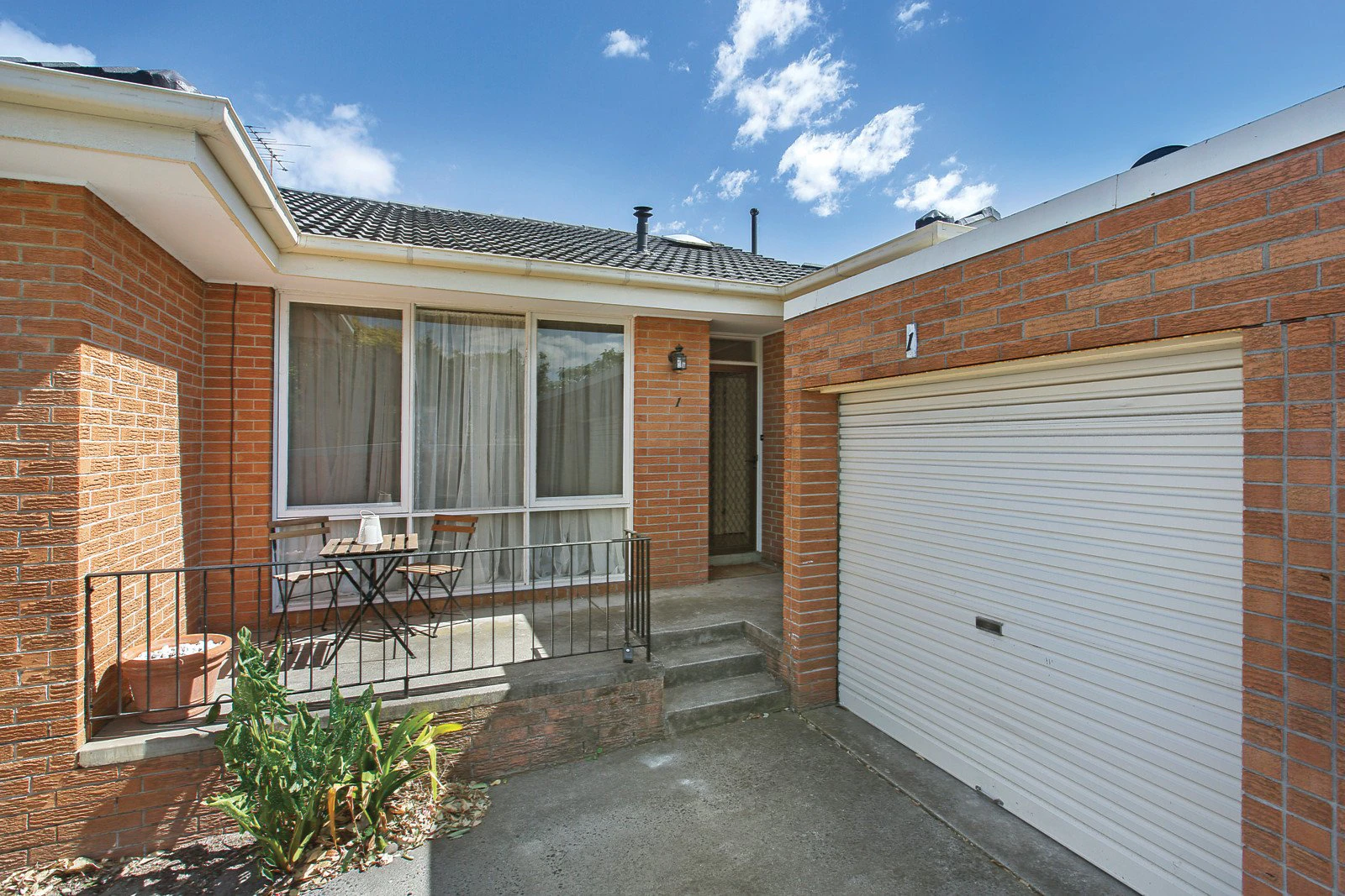 1/5 Leopold Street, Glen Iris, VIC
