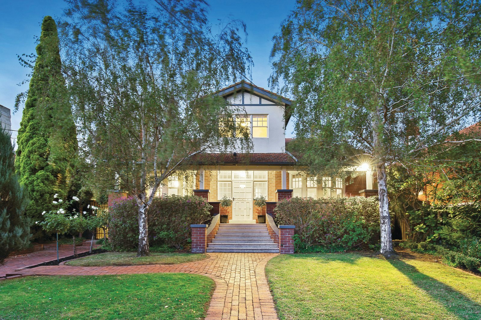 18 Miller Grove, Kew, VIC