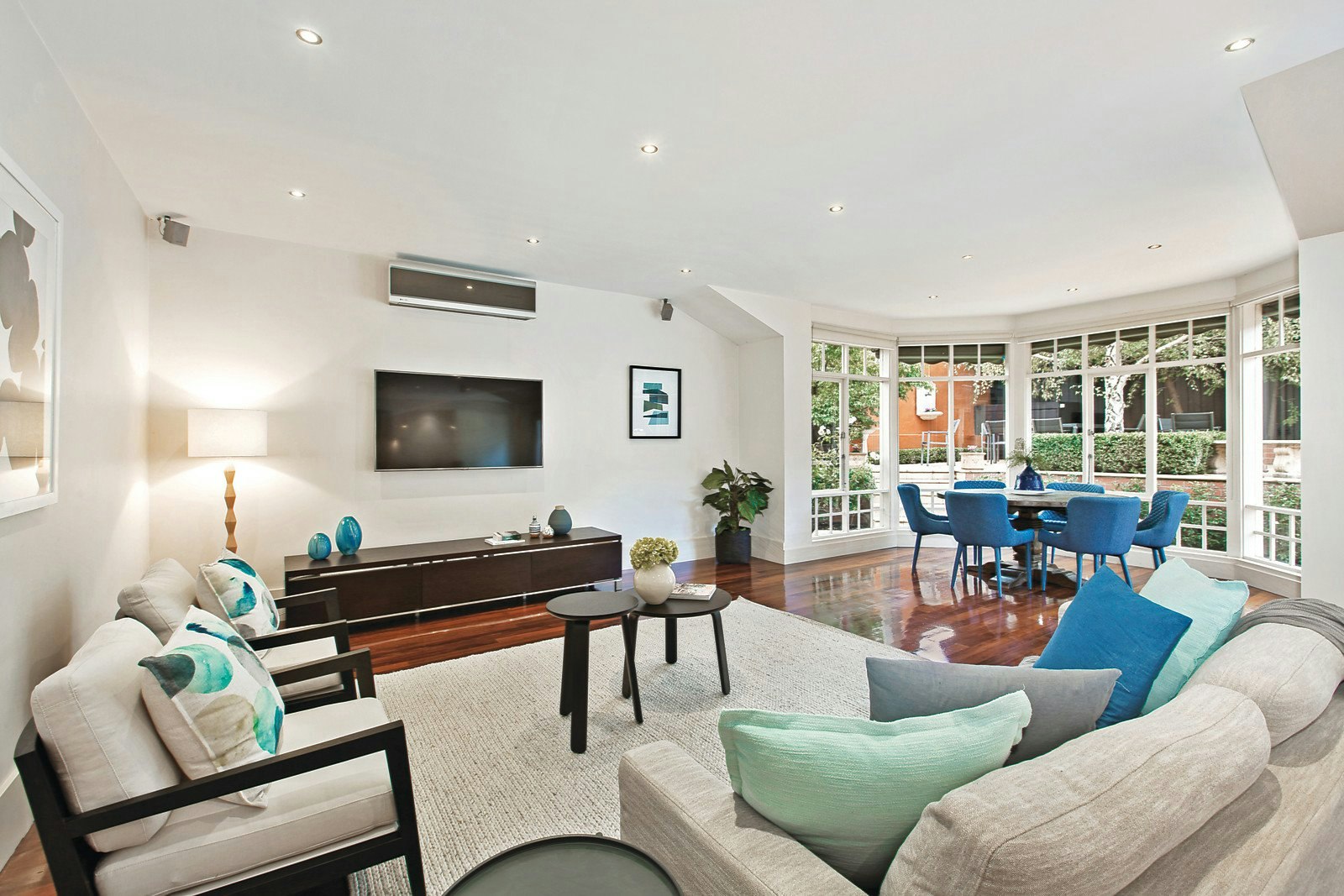 18 Miller Grove, Kew, VIC